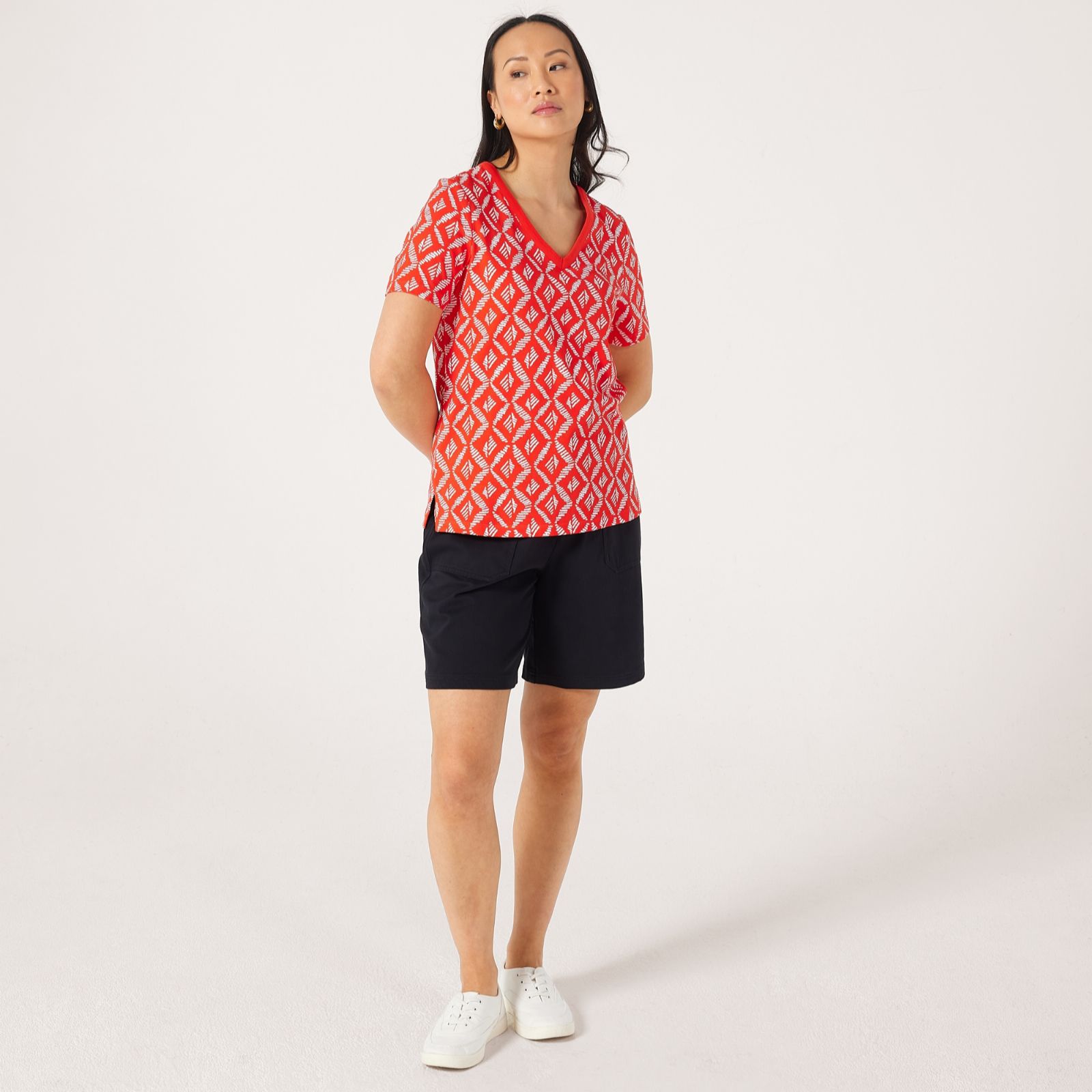 Denim & Co. Essential Short Sleeve Print V-Neck T-Shirt