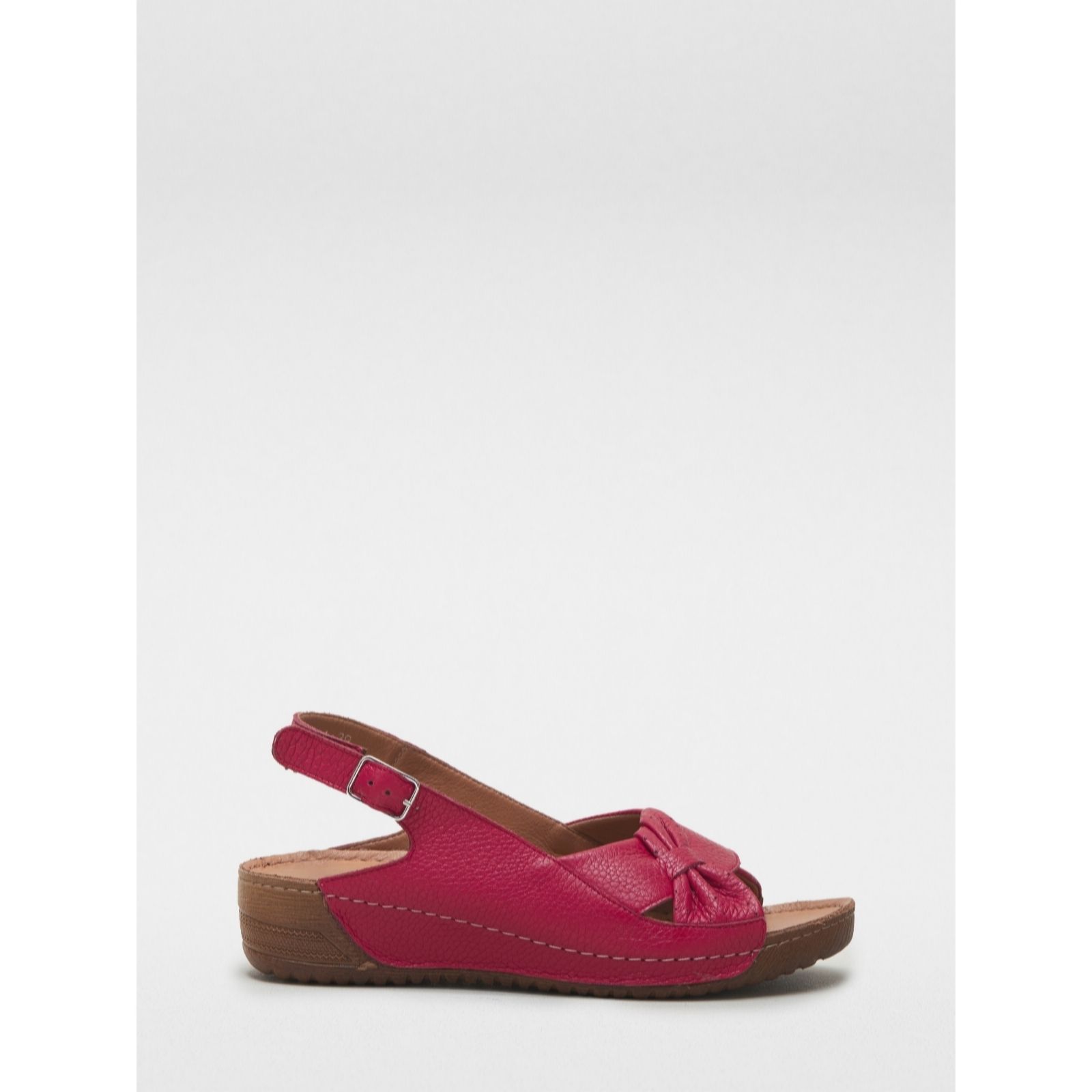 Outlet Adesso Kim Buckle Strap Sandal