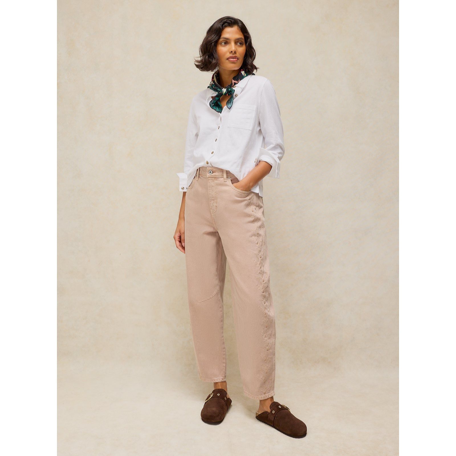 White Stuff Aubrey Embroidered Barrel Jean