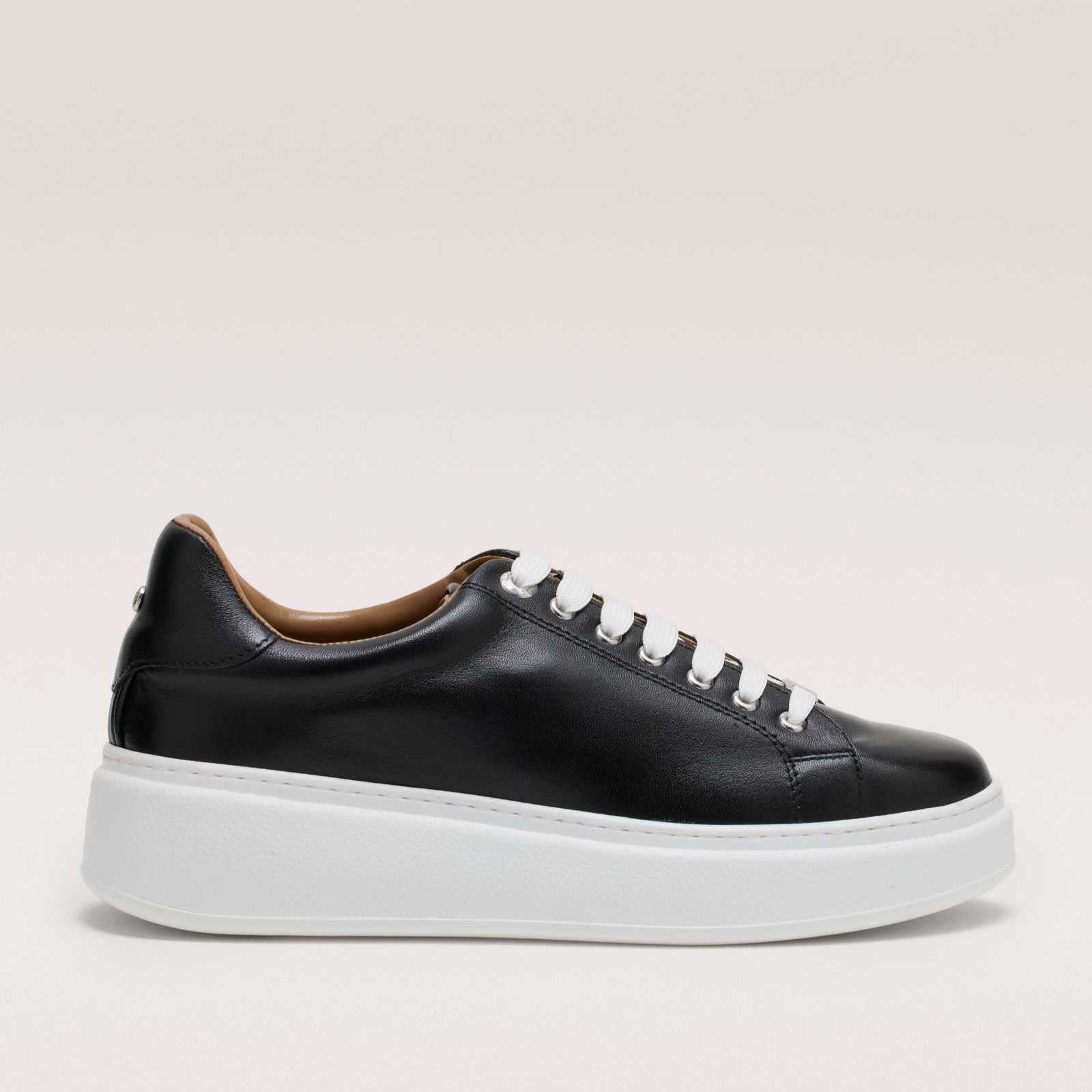 Outlet Moda in Pelle Cherrie Trainers