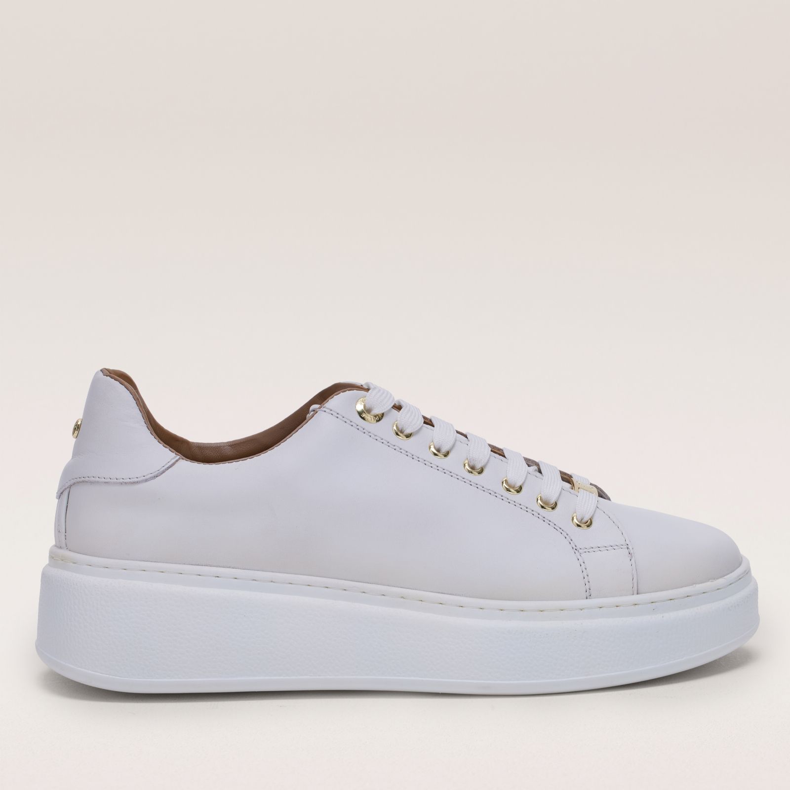 Outlet Moda in Pelle Cherrie Trainers