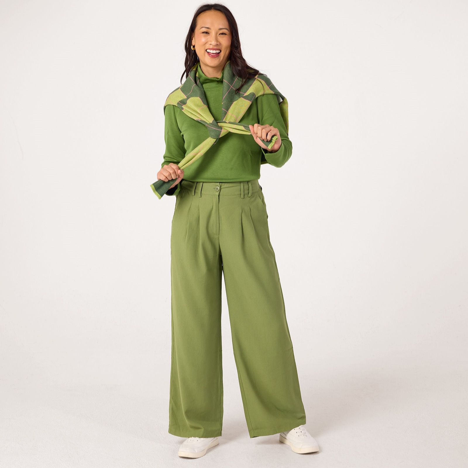 Izabel London Pleated Wide Leg Trousers