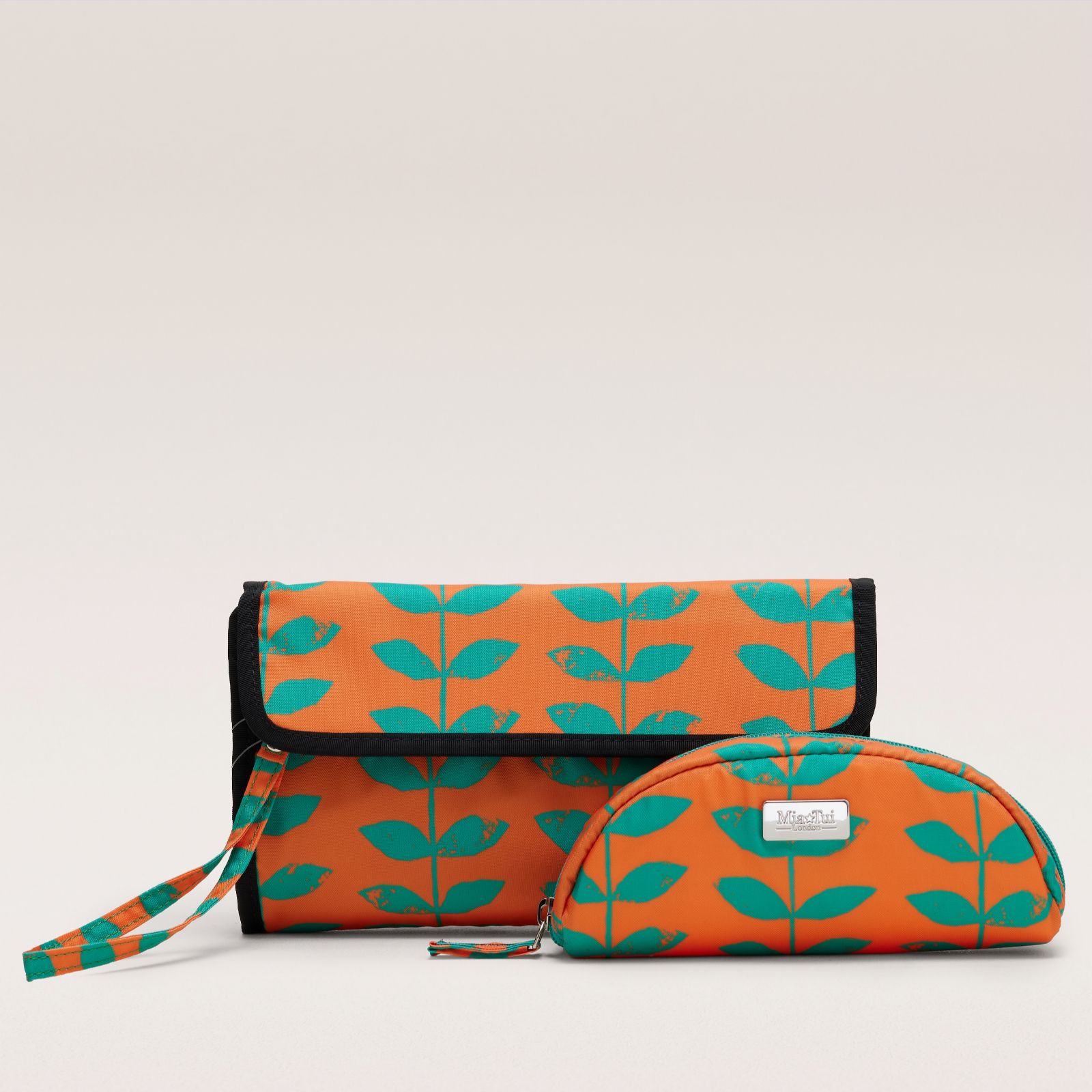 Mia Tui Travel Wallet & Sunglasses Case