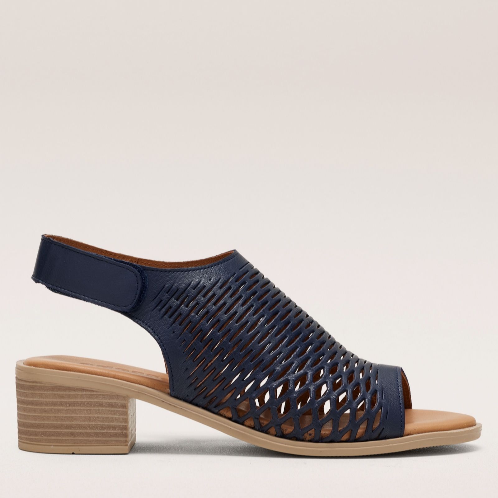 Outlet Adesso Winry Leather Heels