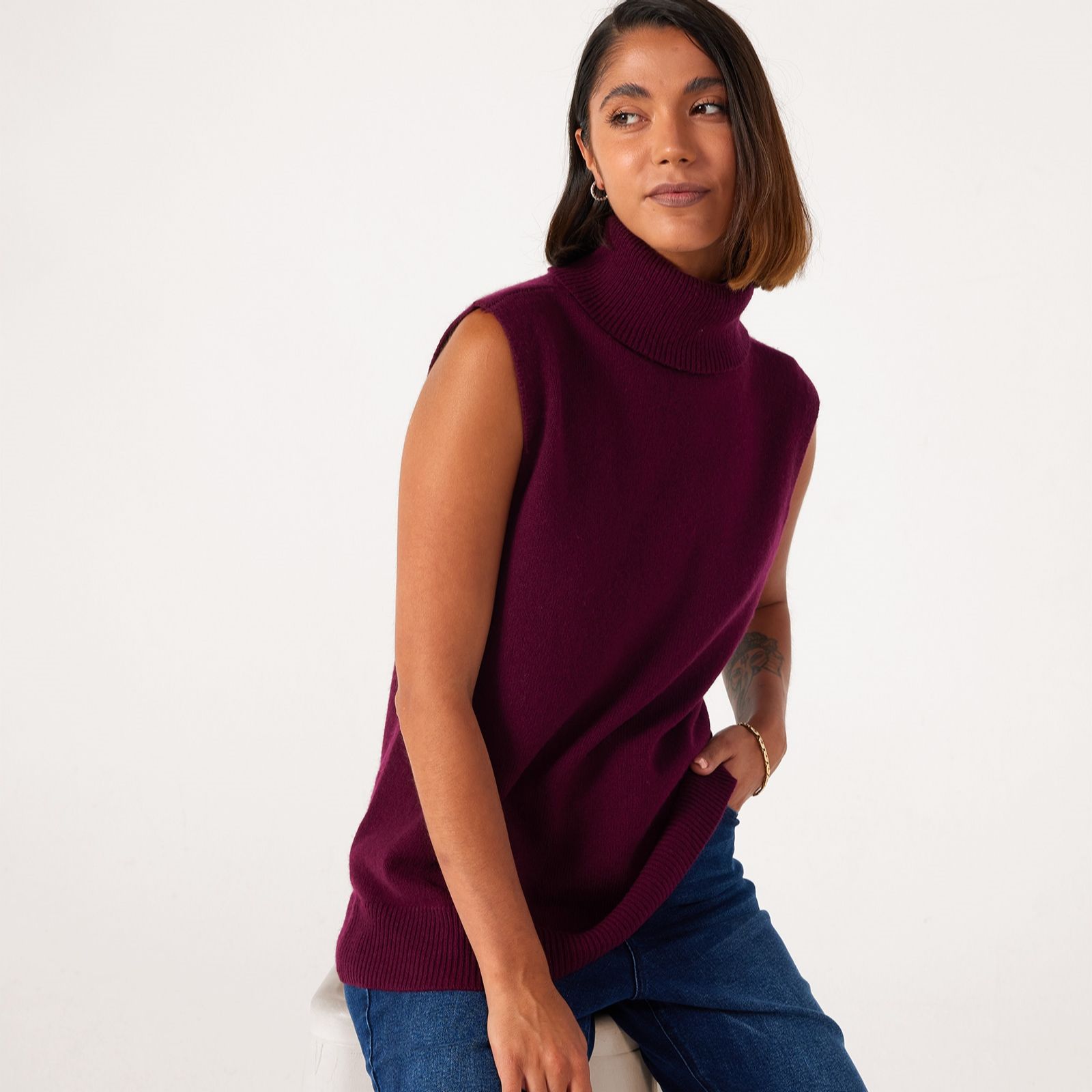 Ben De Lisi Roll Neck Lightweight Knitted Vest