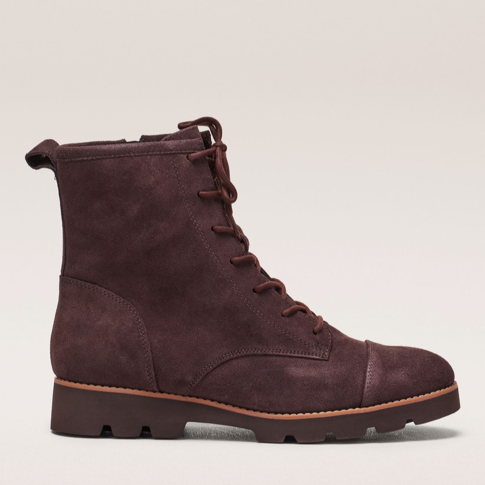Outlet Vionic Lani II Lace Up Boot