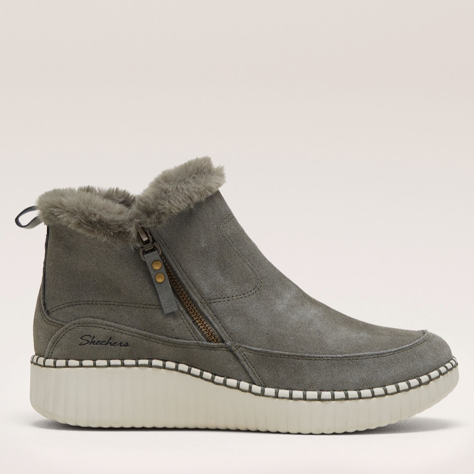 Outlet Skechers Wilshere Suede Bootie