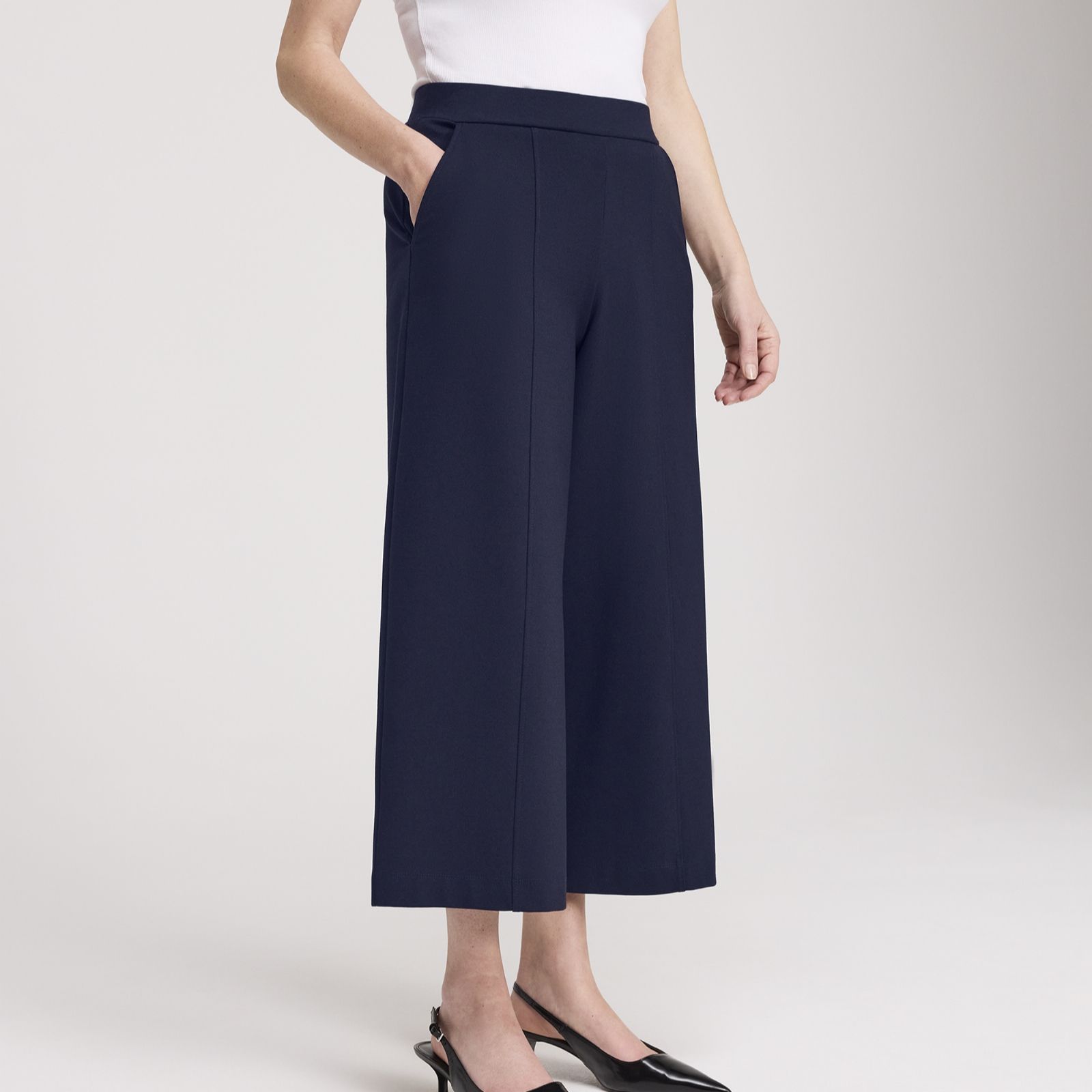 Finery London Taya Ponte Pull On Trouser Short