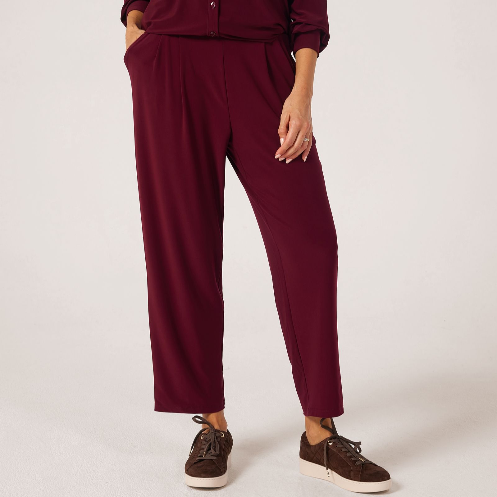 Kim & Co Deluxe Brazil Jersey Wellness Ankle Length Pleated Trousers Standard