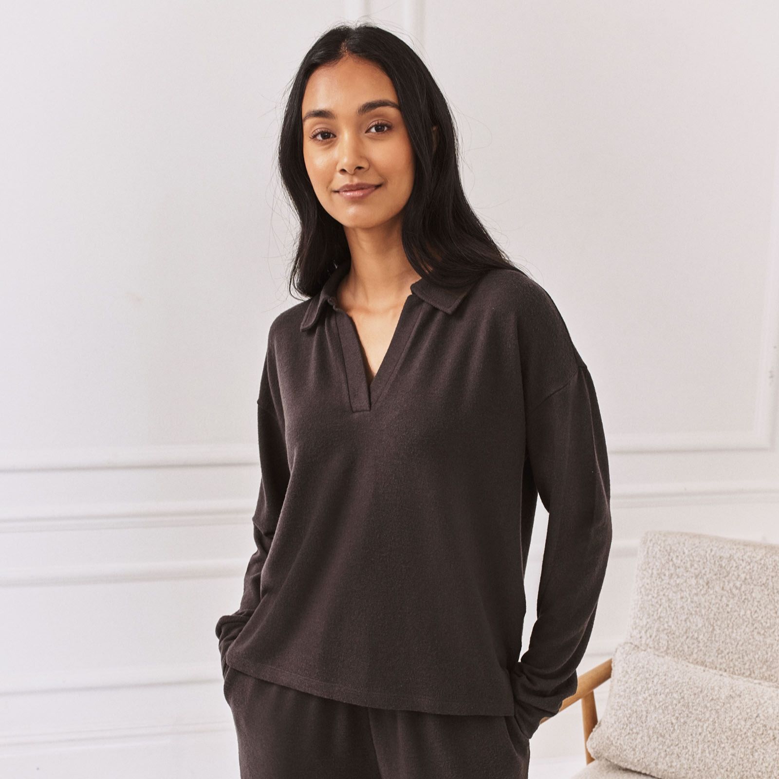 Chelsea Peers Collared V-Neck Jumper