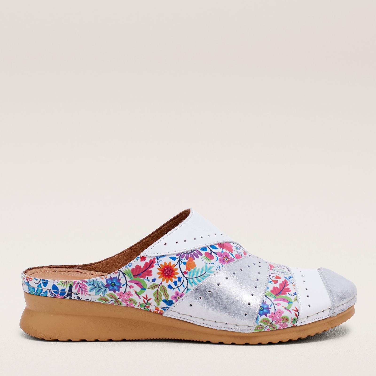 Outlet Adesso Nova Leather Sandal