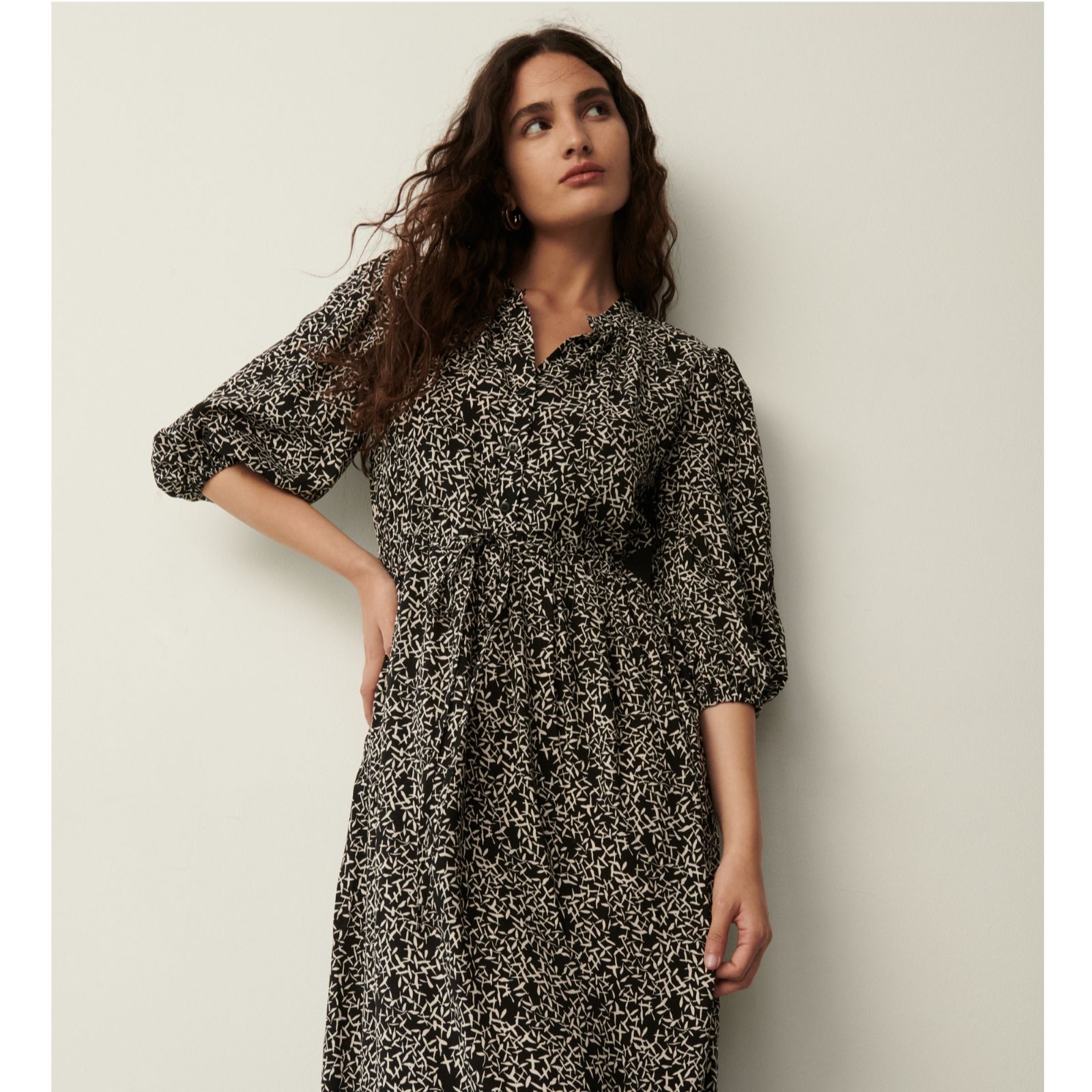 Finery Rosie Dress with Drawcord Waist - QVC UK