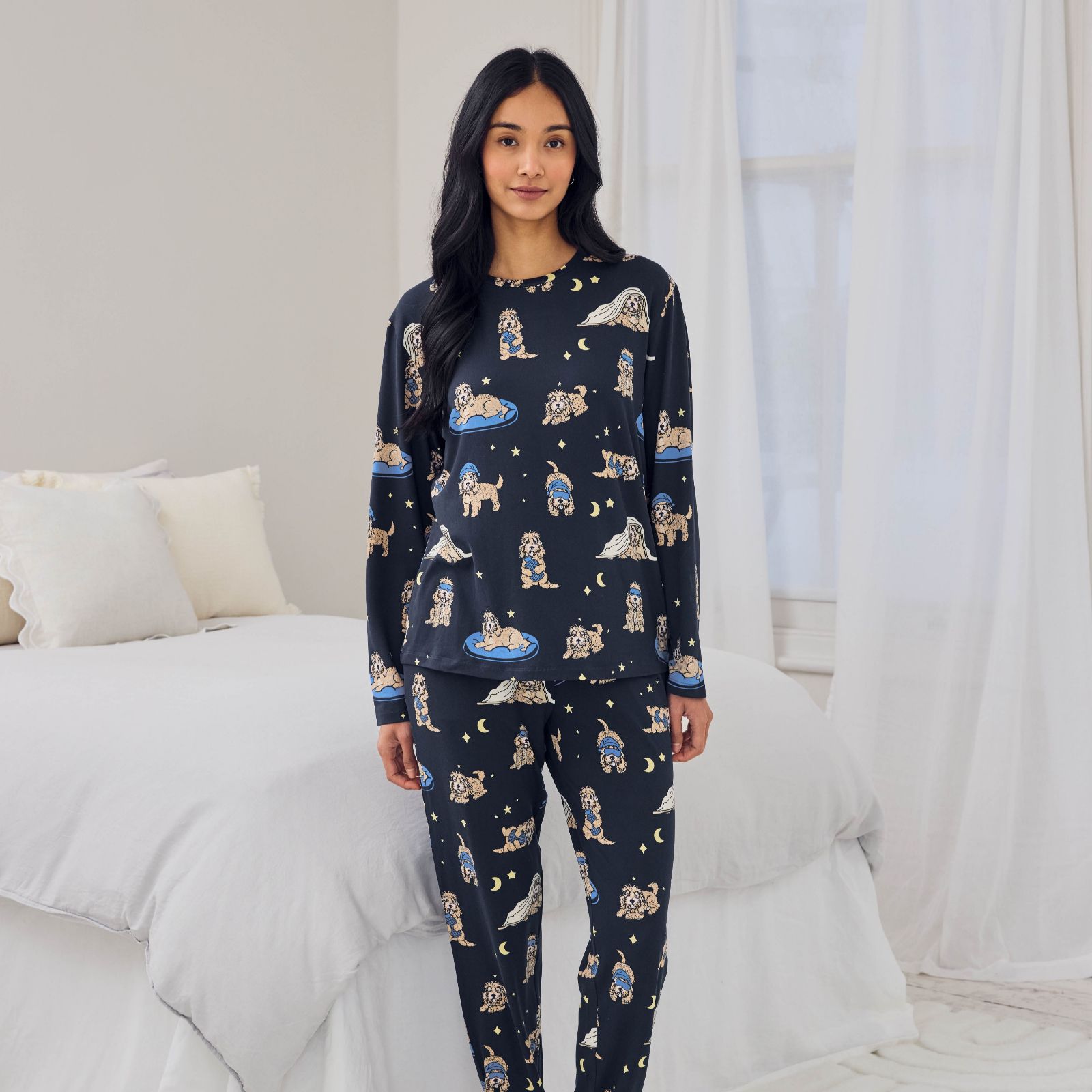 Chelsea Peers Classic Long Sleeve Crew Neck PJ Set