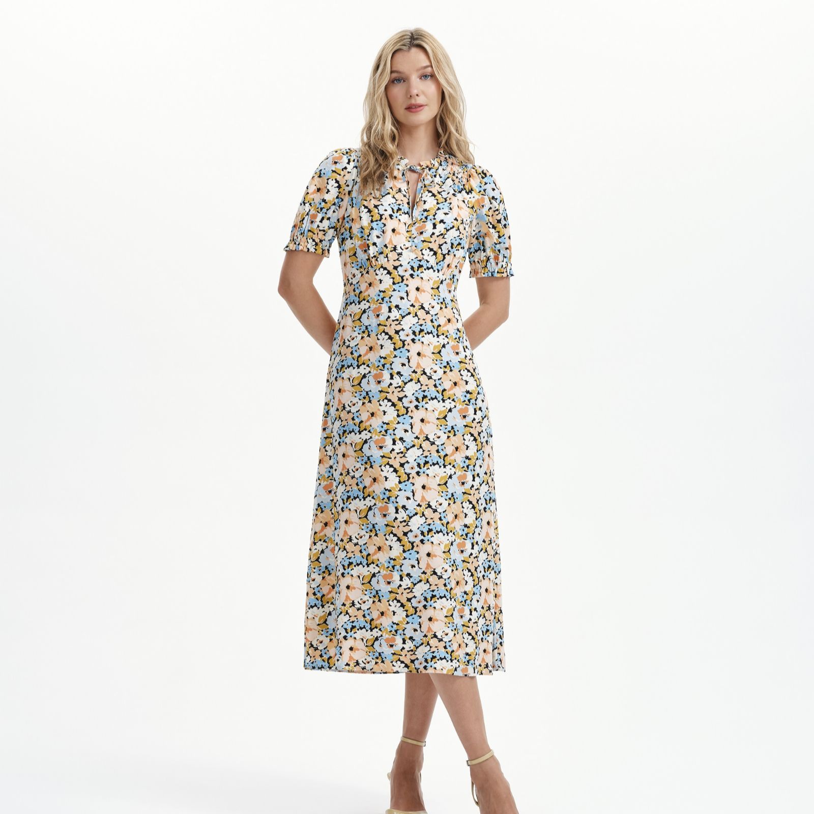 Finery London Trish Peach Floral Print Spun Viscose Dress Petite