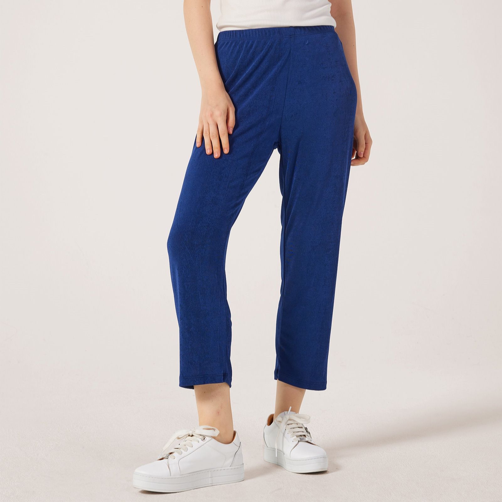 Kim & Co Poly Slinky Seamfree Narrow Leg Cropped Trouser
