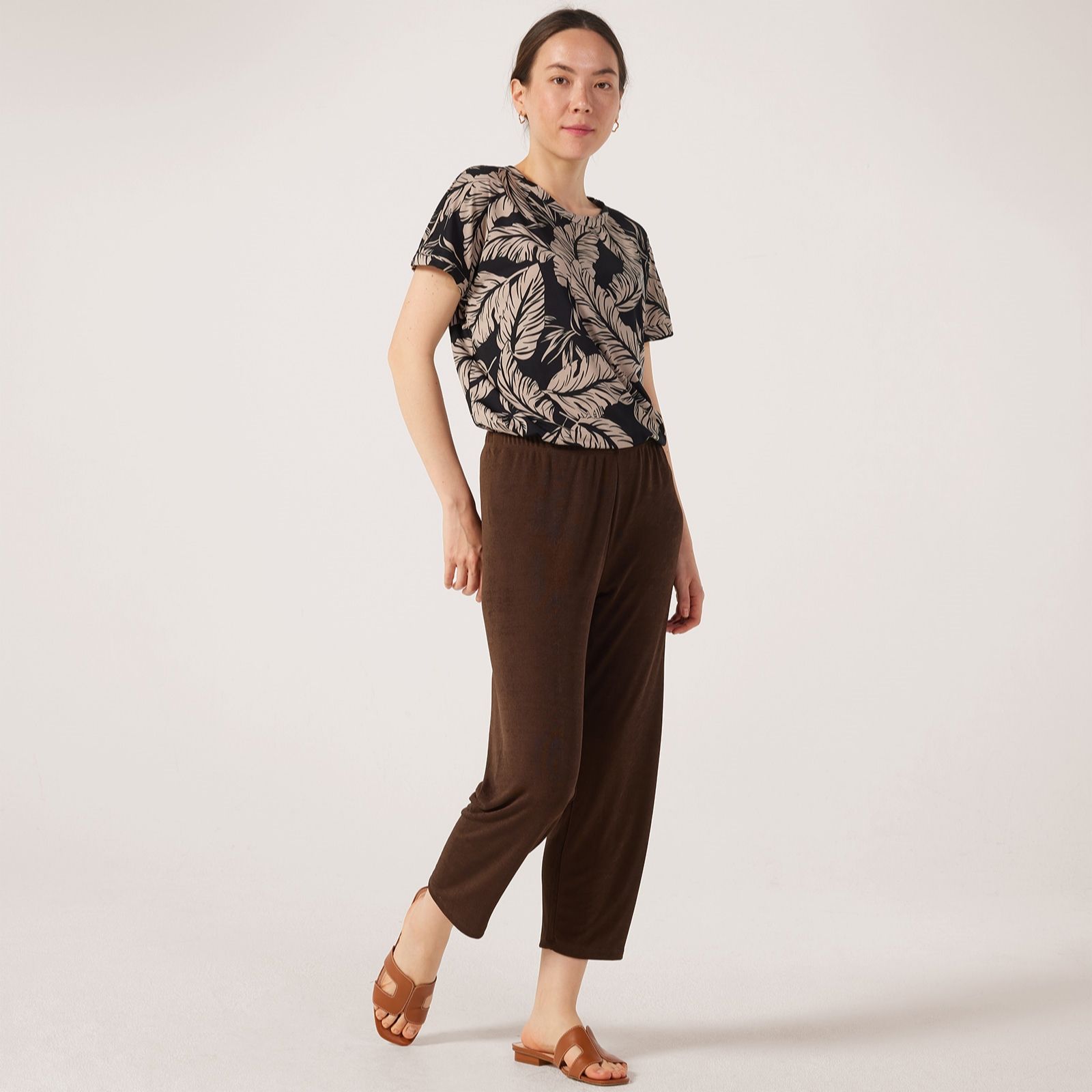 Kim & Co Poly Slinky Seamfree Narrow Leg Cropped Trouser