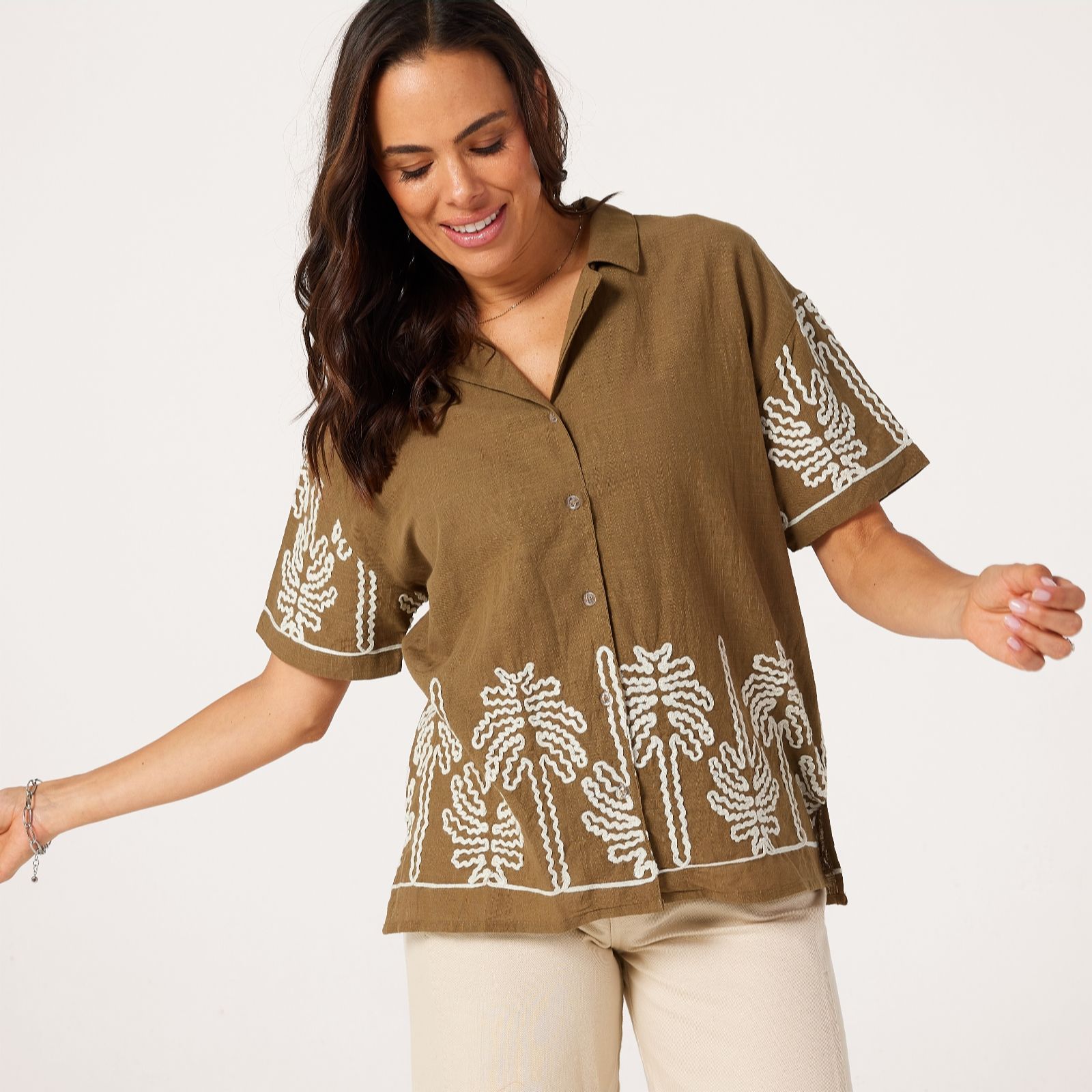 Izabel London Embroidered Short Sleeve Shirt