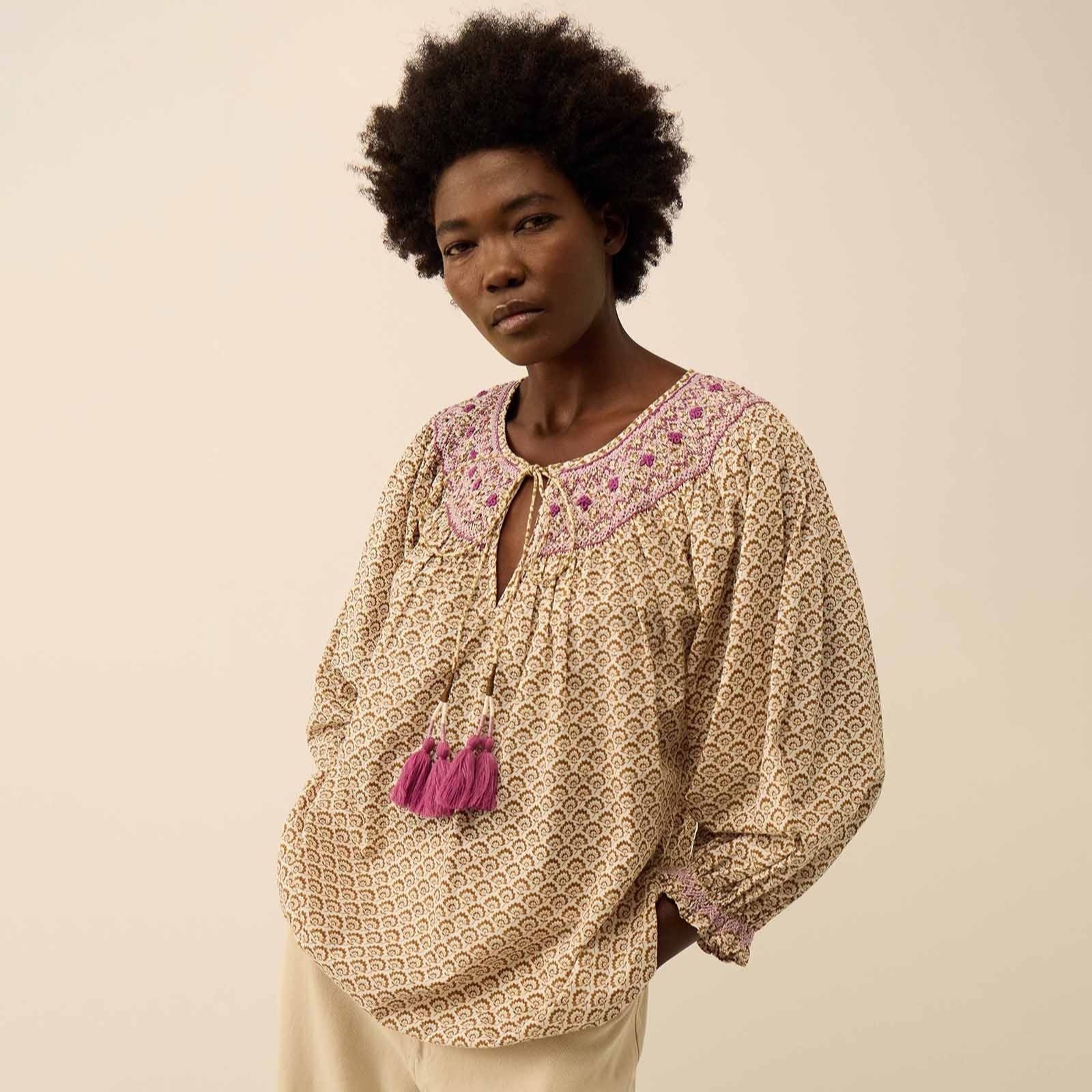 East Alina Floral Printed Smocking Top