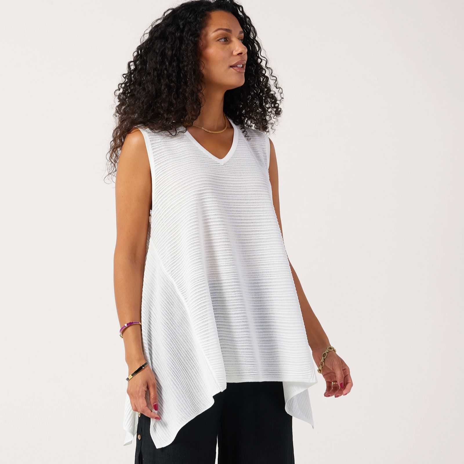 Malissa J Sleeveless Rib Effect Open Knit Top With Shark Hem