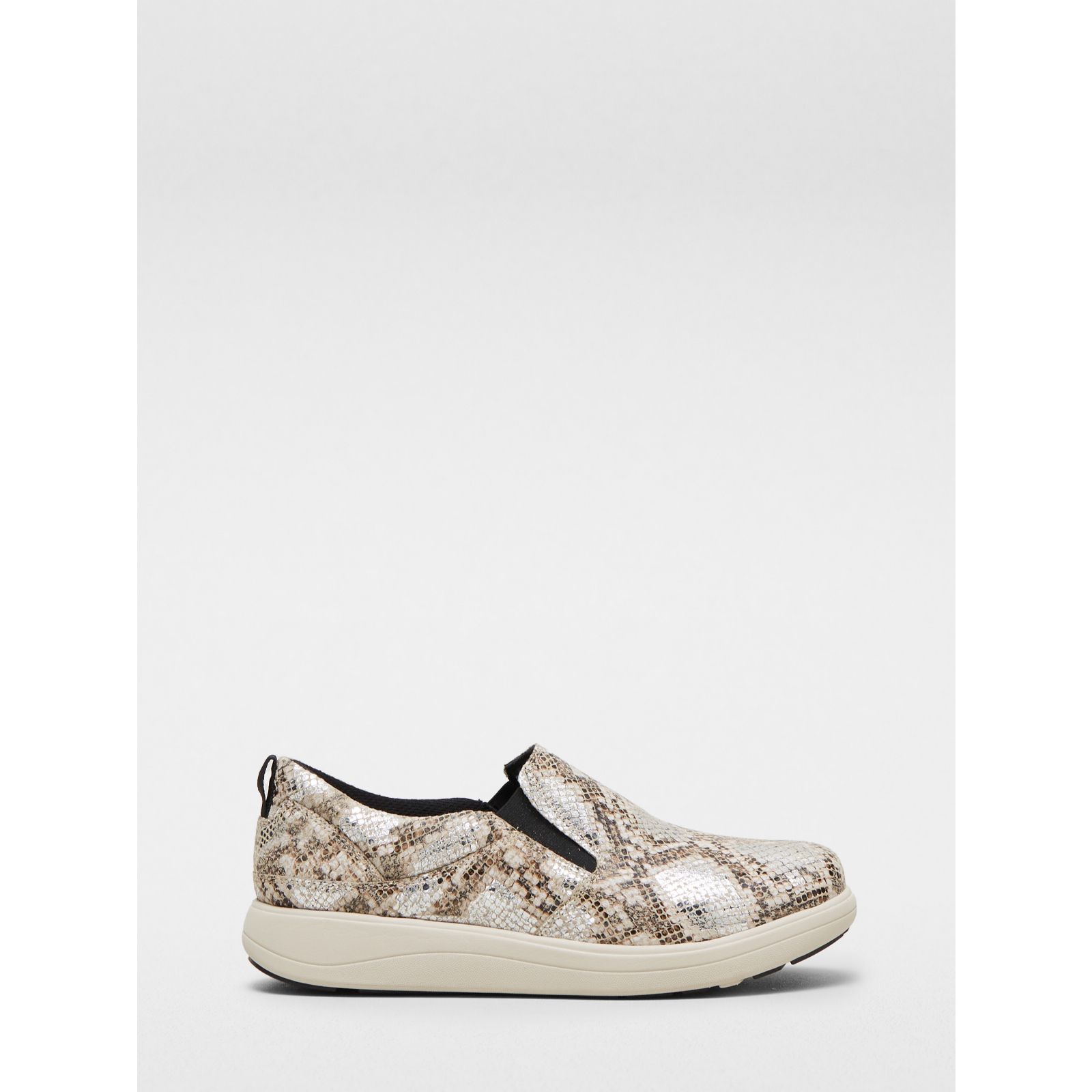 Outlet Strive Florida II Slip On Trainer