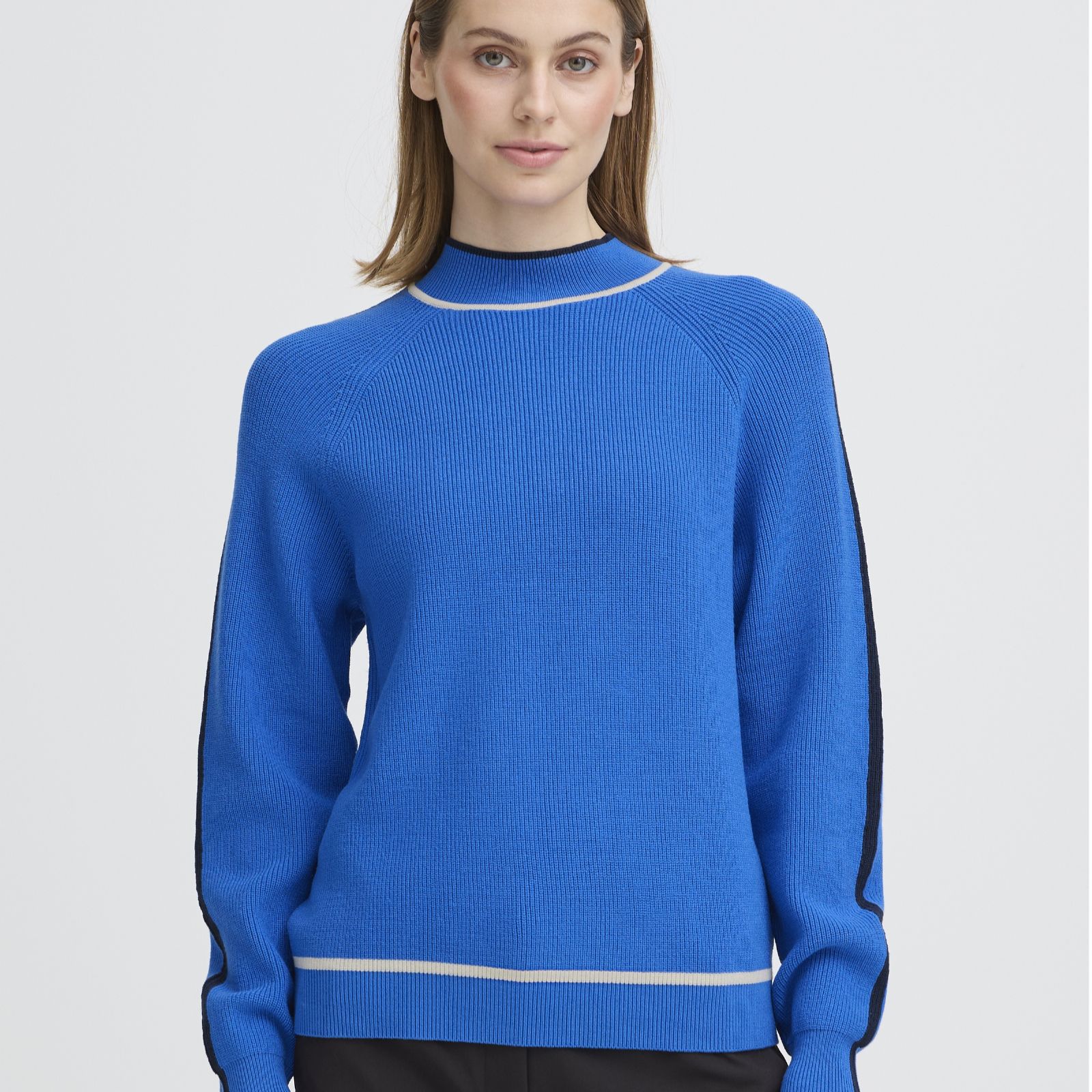 ICHI Boston Long Sleeve Contrast Tipping Jumper