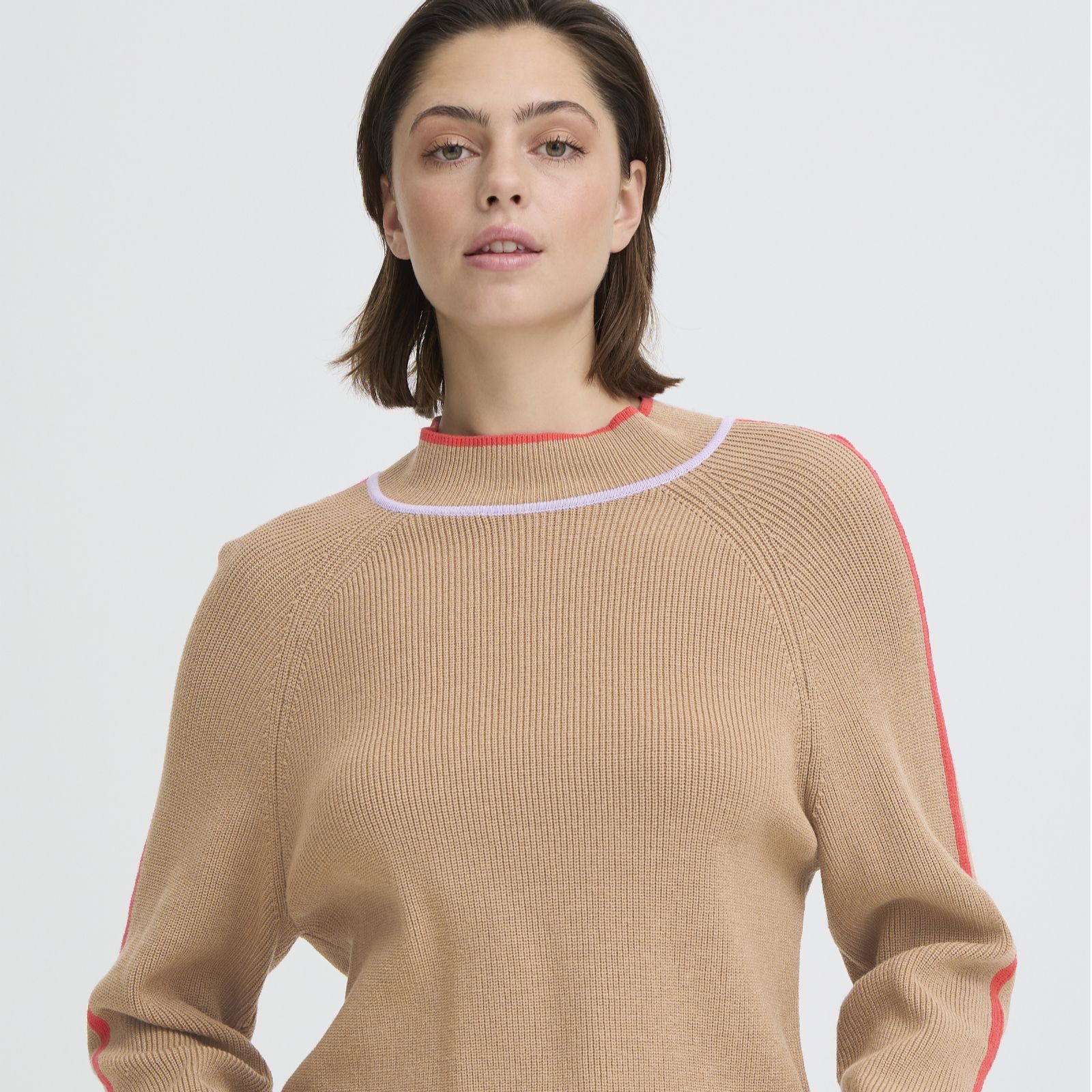 ICHI Boston Long Sleeve Contrast Tipping Jumper