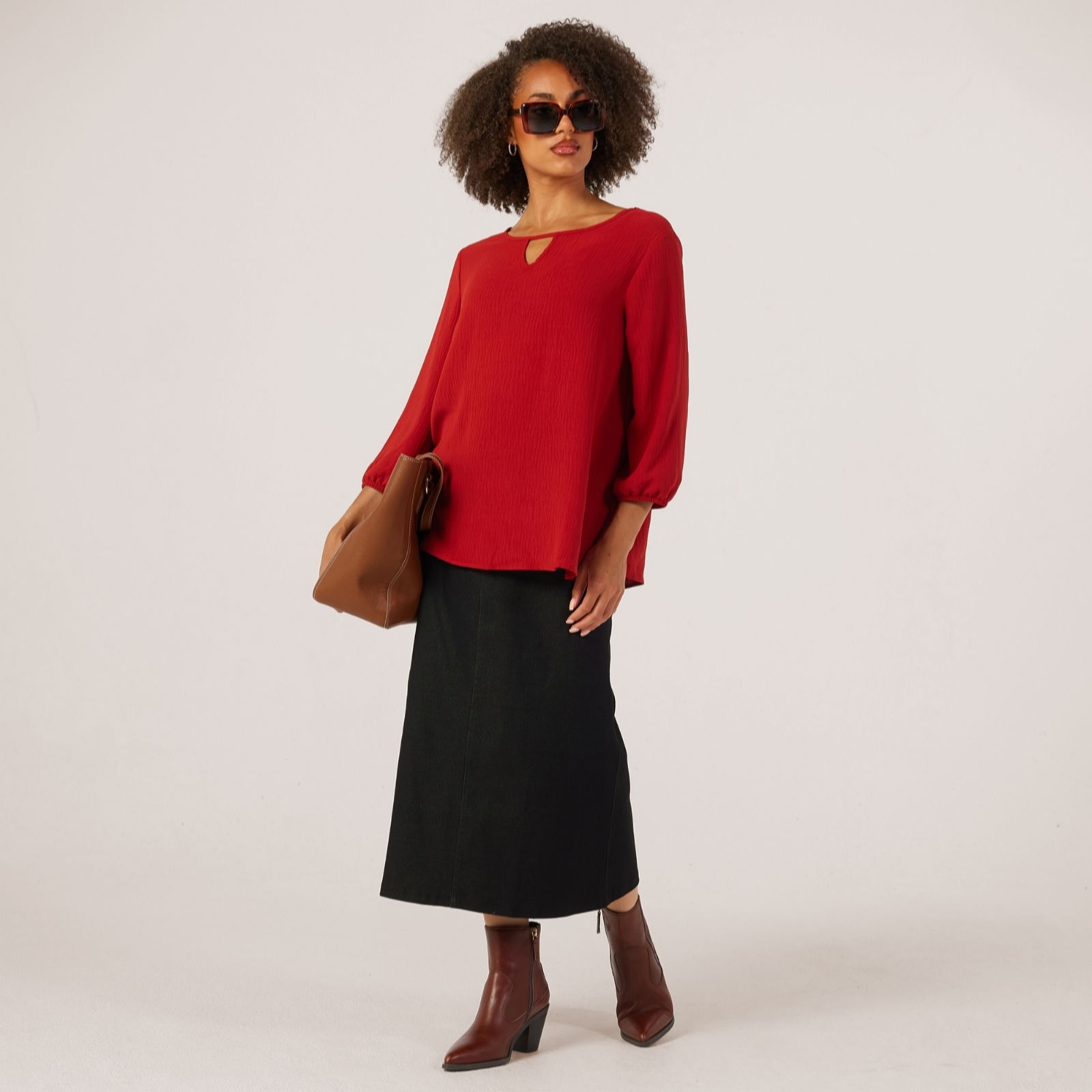Kim & Co Crinkle Poplin 3/4 Sleeve Keyhole Relaxed Top