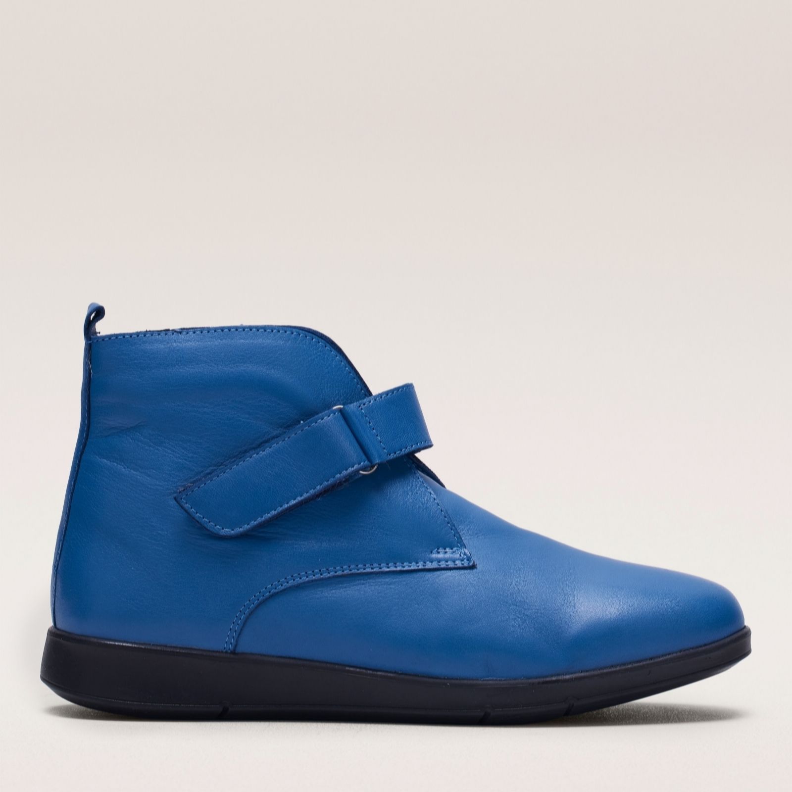 Outlet Adesso Leather Jemima Boot