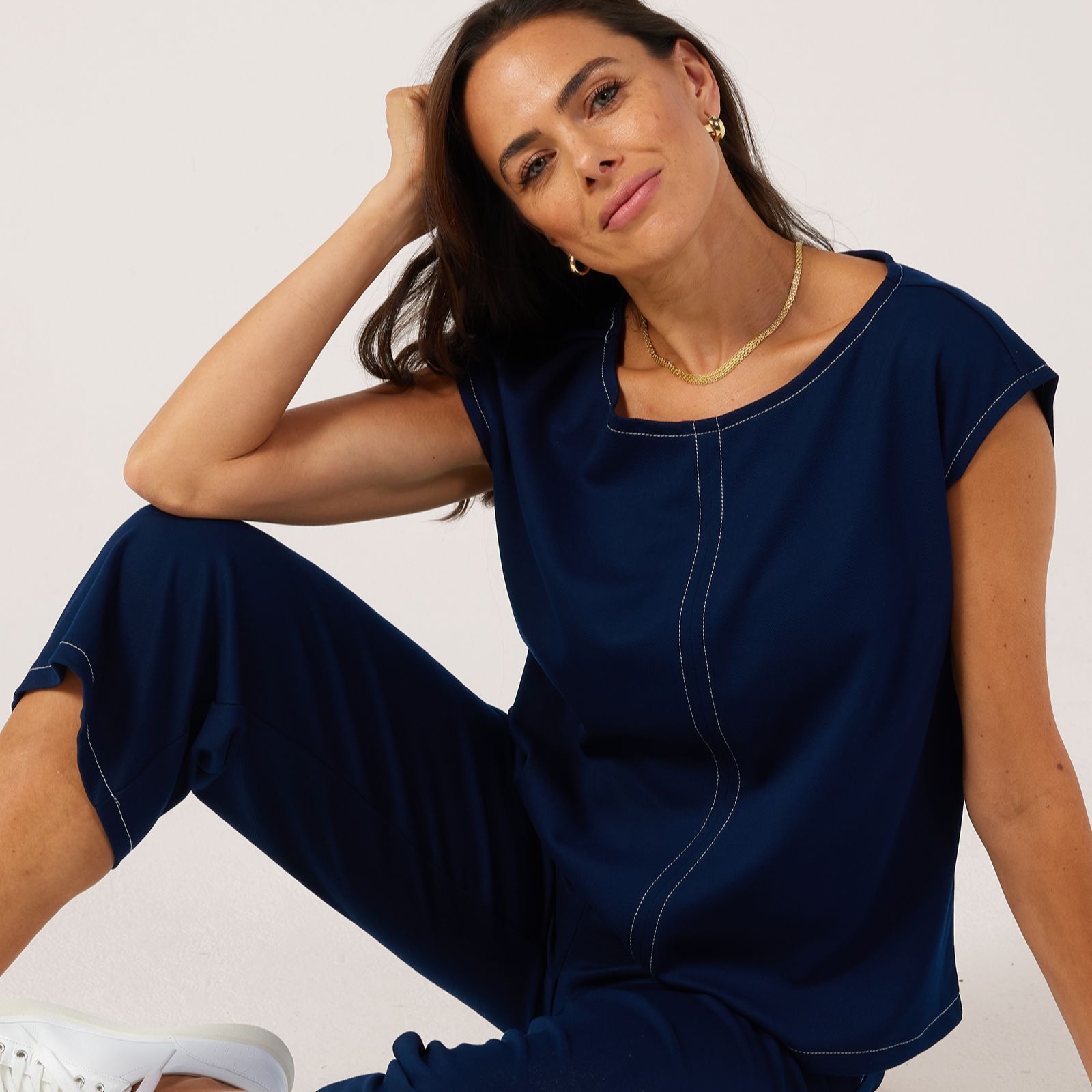 Kim & Co Contrast Top Stitch Jenna Twill Sleeveless Top