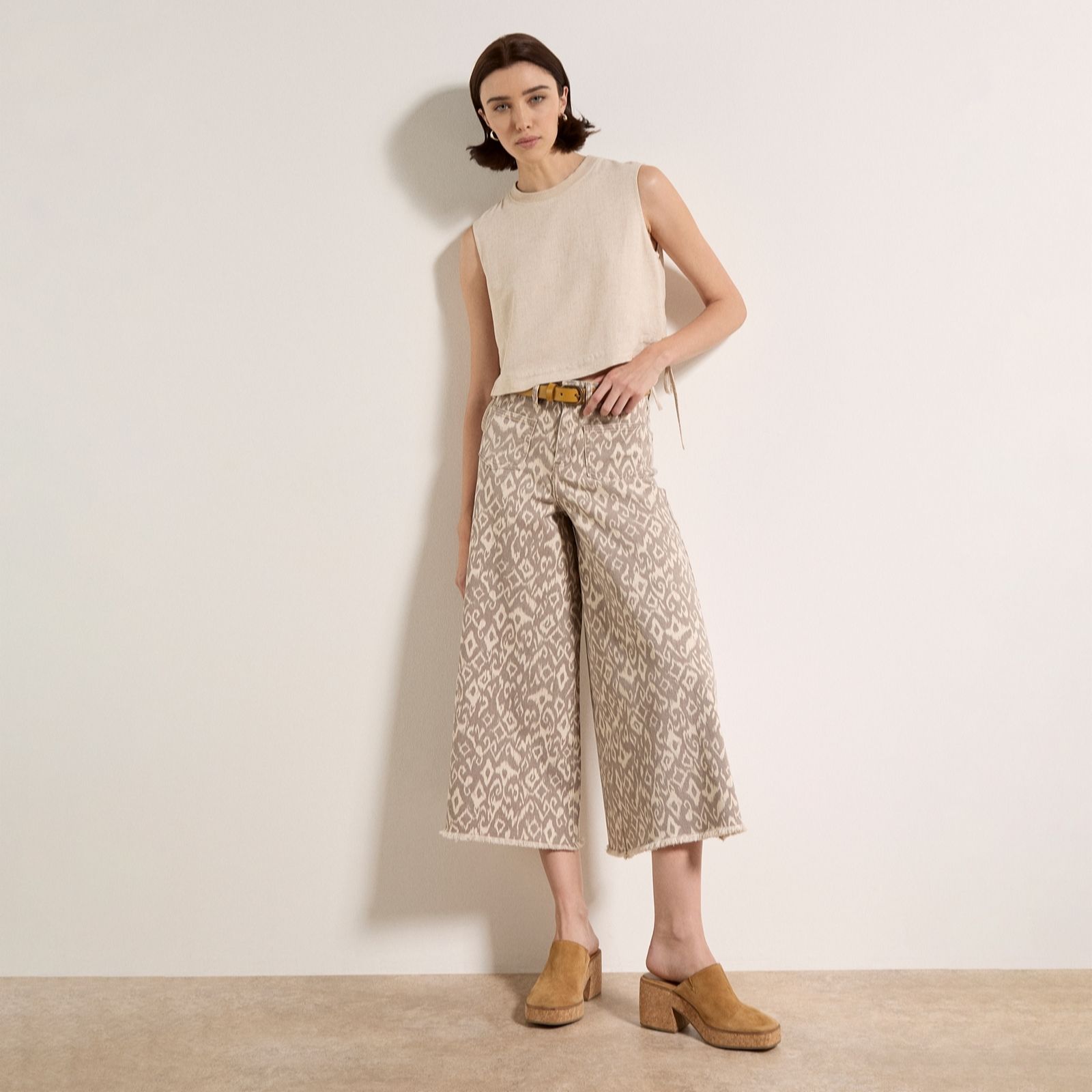 Apricot Ikat Giana 2 Pocket Wide Leg Jeans