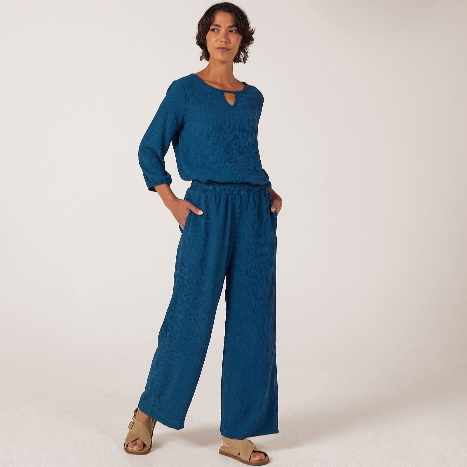 Kim & Co Crinkle Poplin Wide Leg Leah Standard Trousers with Pockets