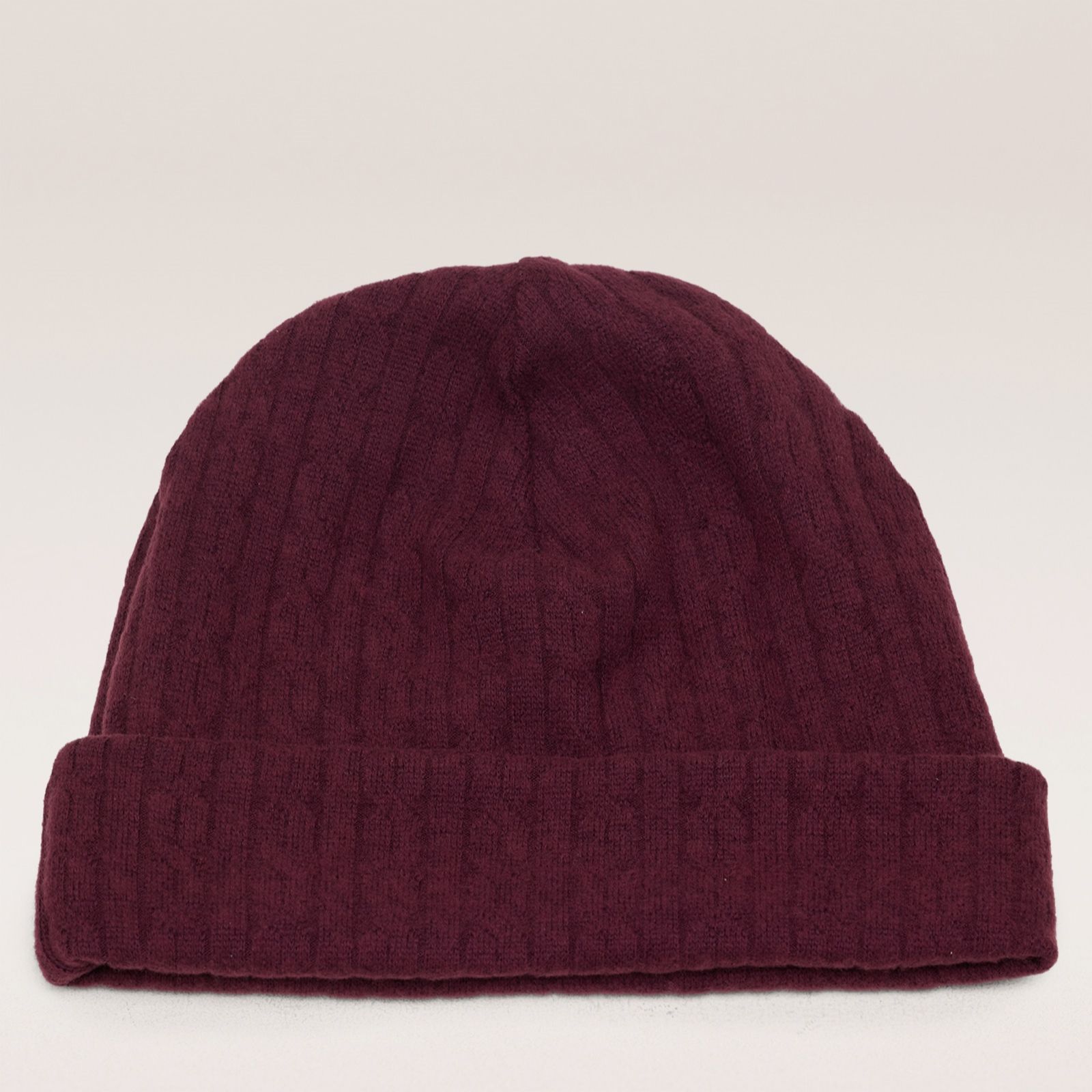 Kim & Co Fine Cable Knit Hat