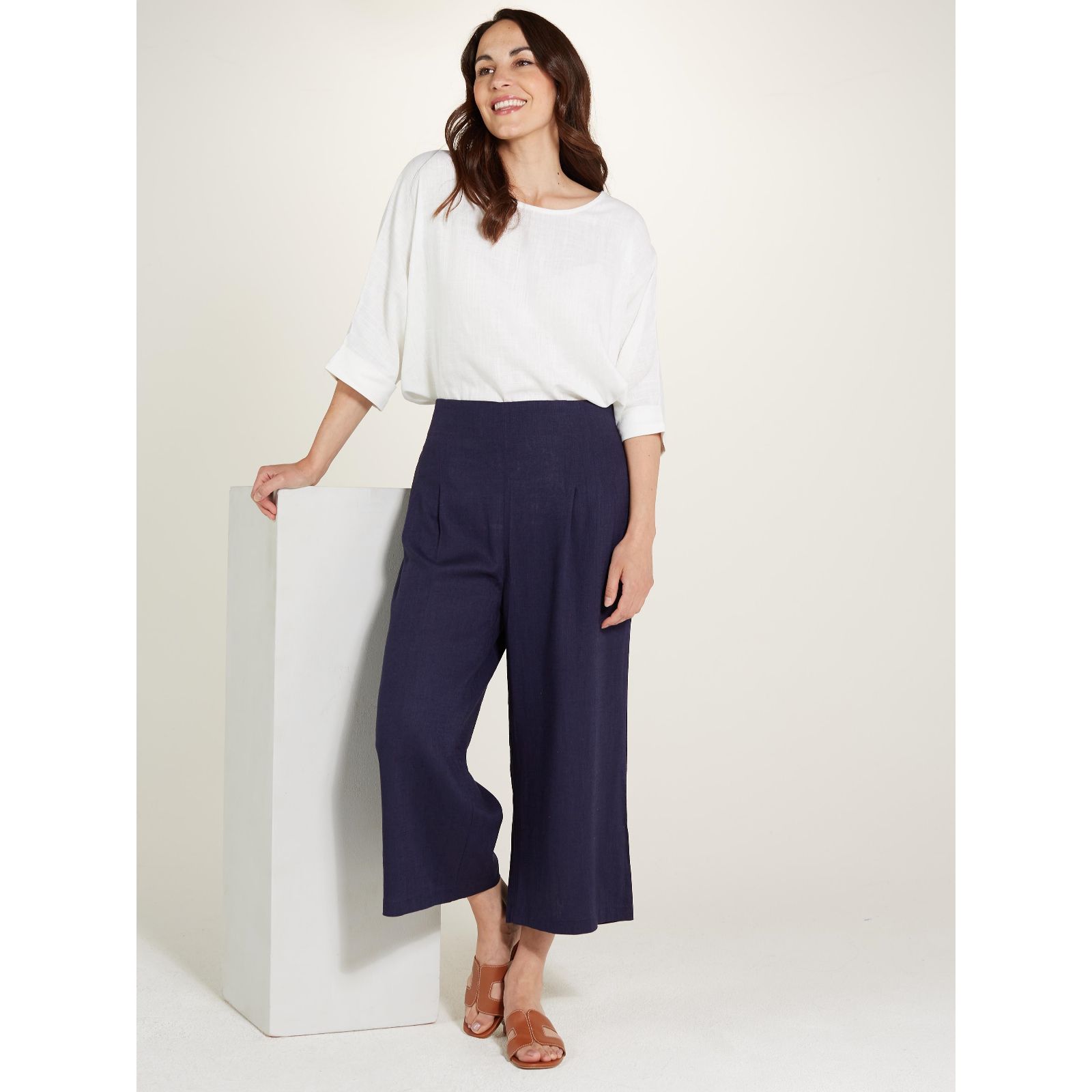 Izabel London Linen Blend Crop Trousers with Pockets - QVC UK