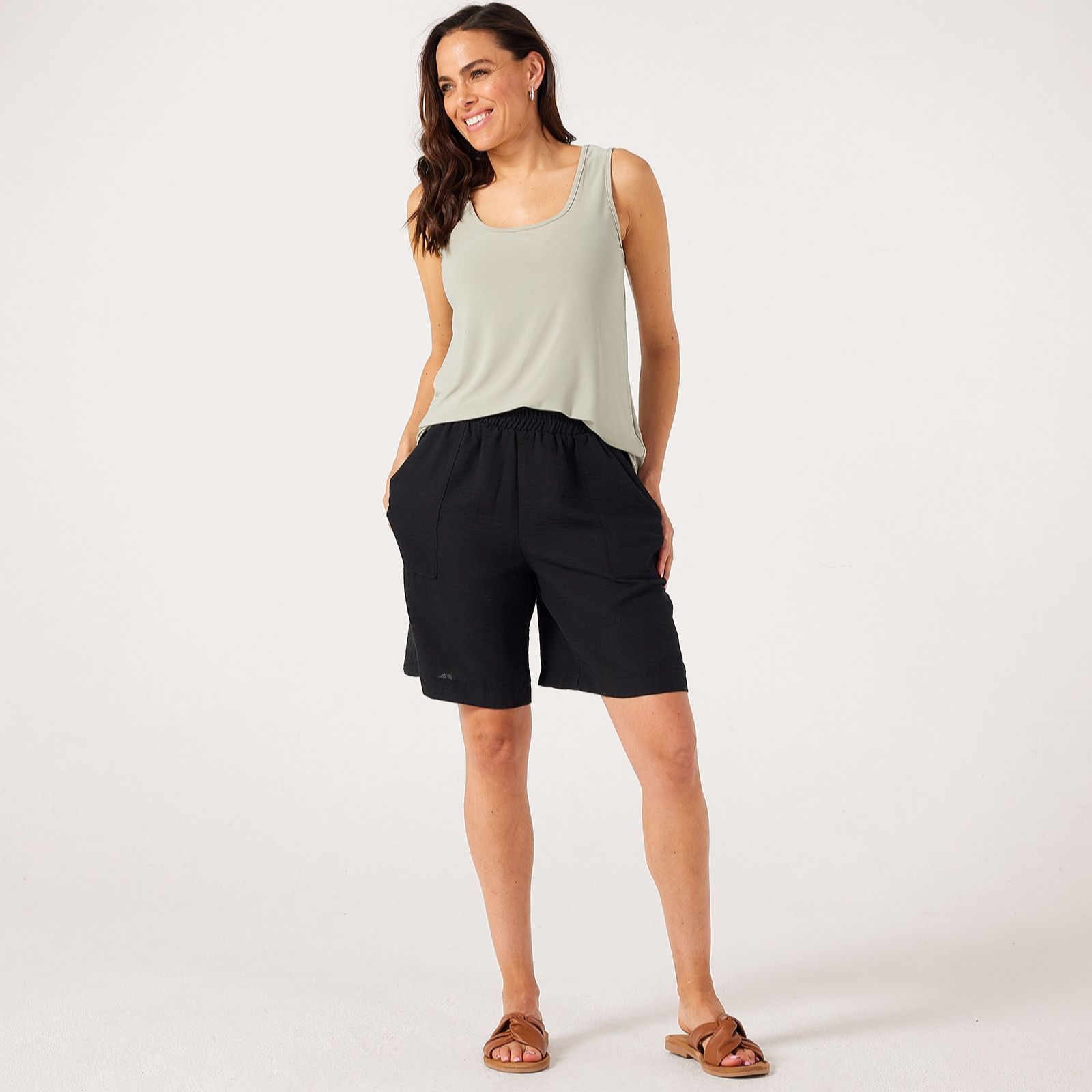 Kim & Co Linen Feel Shorts with Patch Pockets