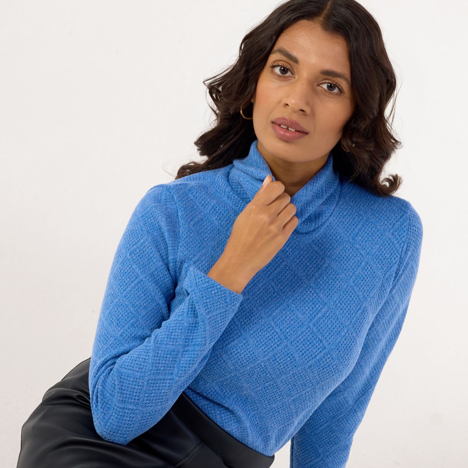 Kim & Co Soft Diamond Knit Cowl Neck Mid Length Top