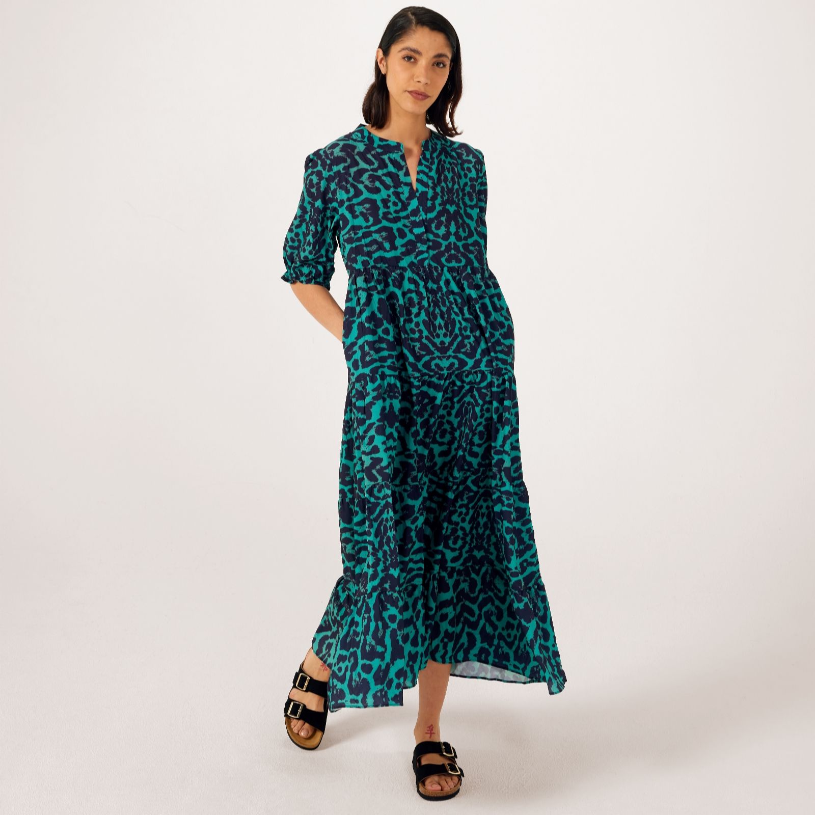 Izabel London Printed Short Sleeve Tiered Maxi Dress - QVC UK