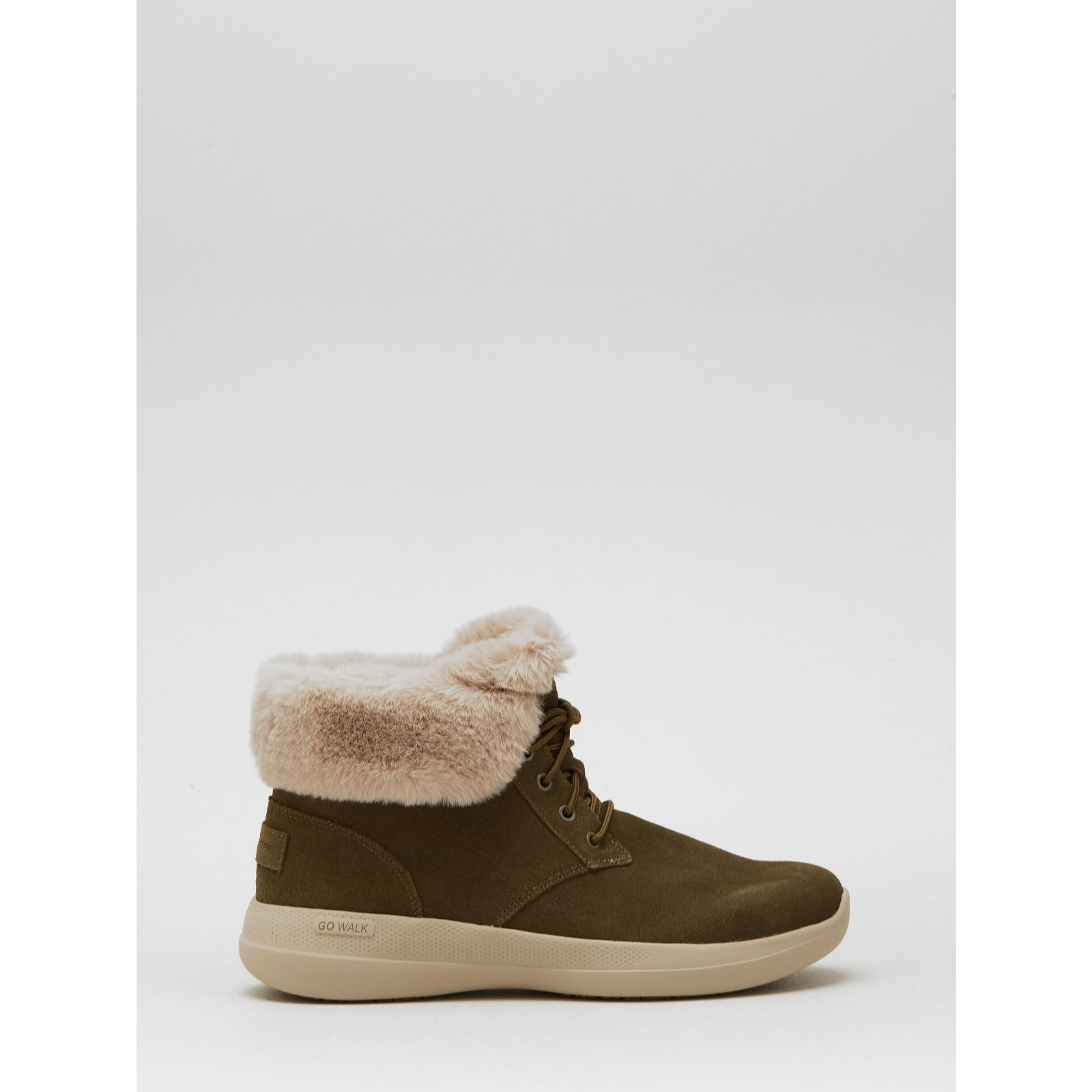 Outlet Skechers Go Walk Stability Suede Boot