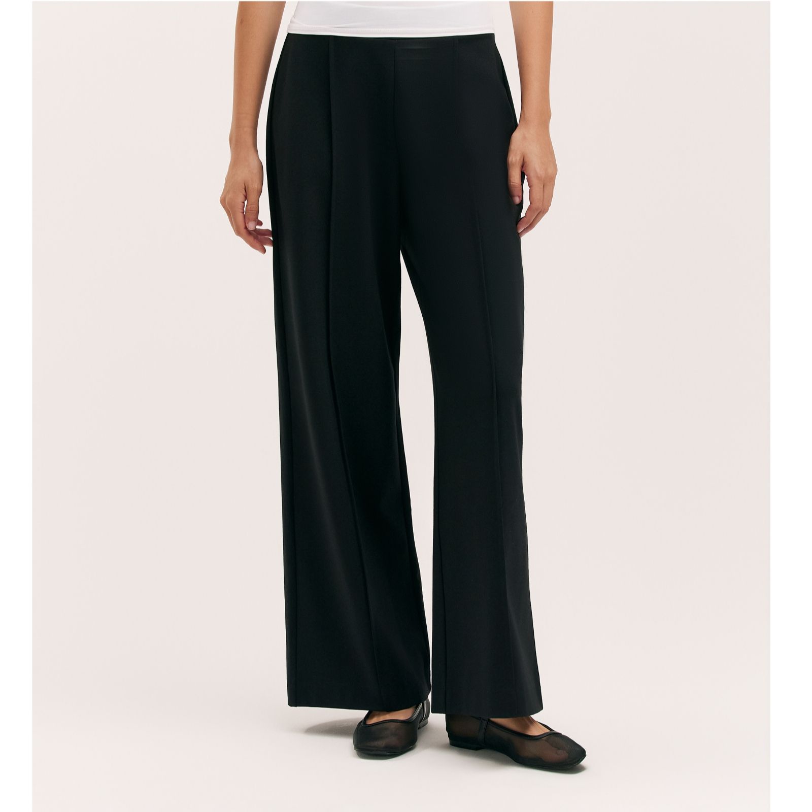 Finery London Caryl Front Seam Detail Trouser Short