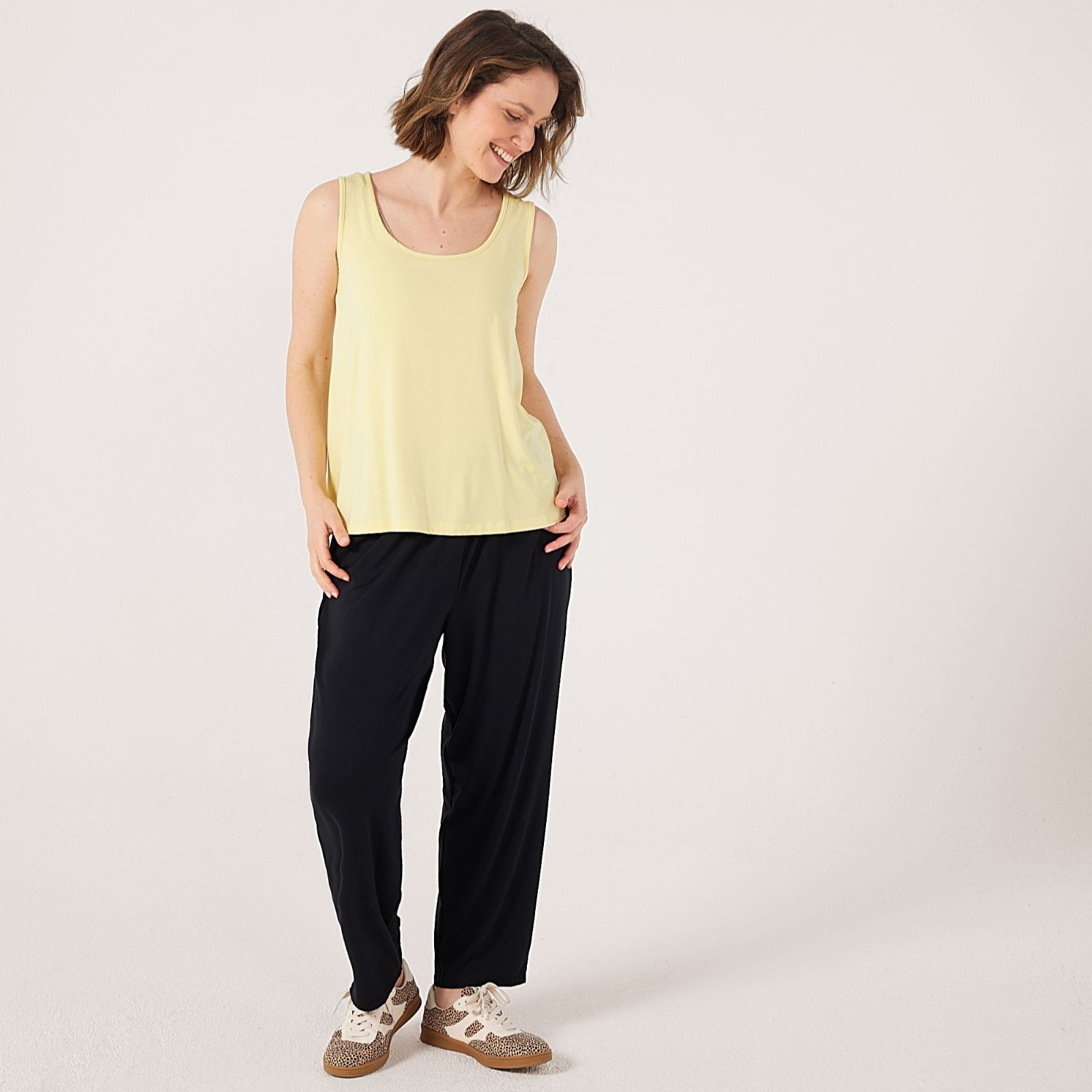 Kim & Co Viscose Rich Sleeveless Vest Top