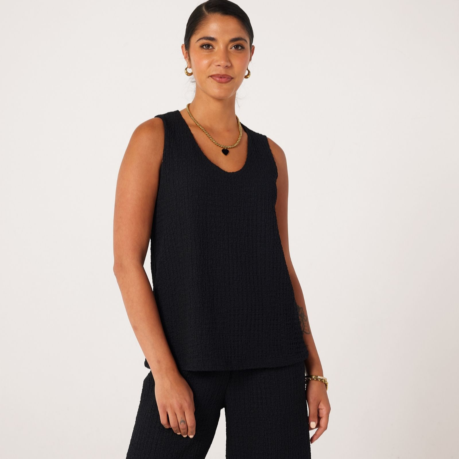 Kim & Co Mini Pop Sleeveless V-Neck Top