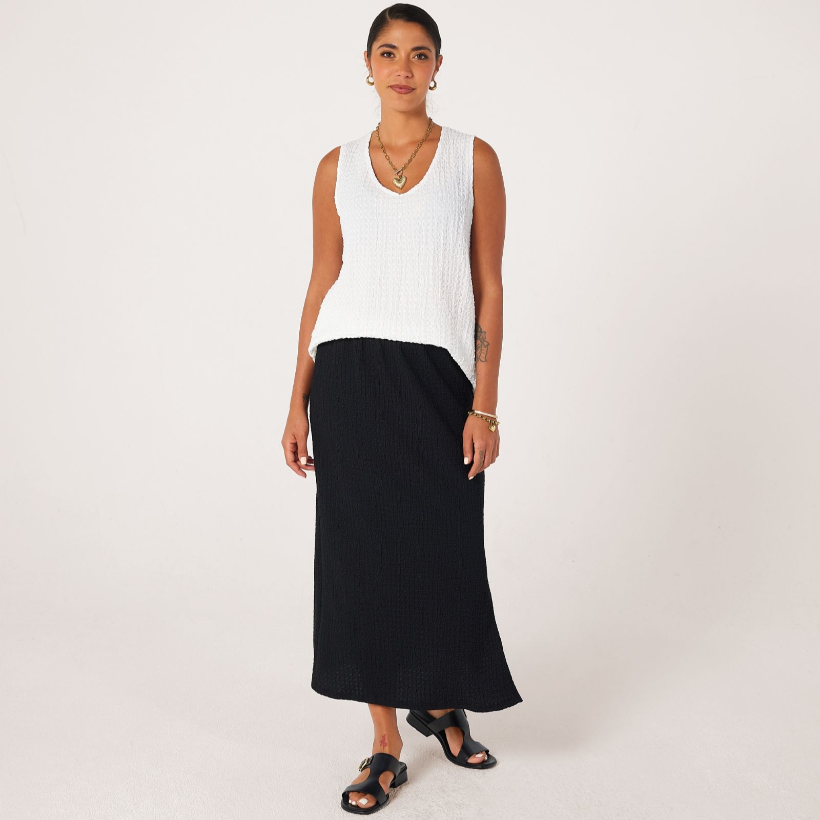 Kim & Co Mini Pop Sleeveless V-Neck Top