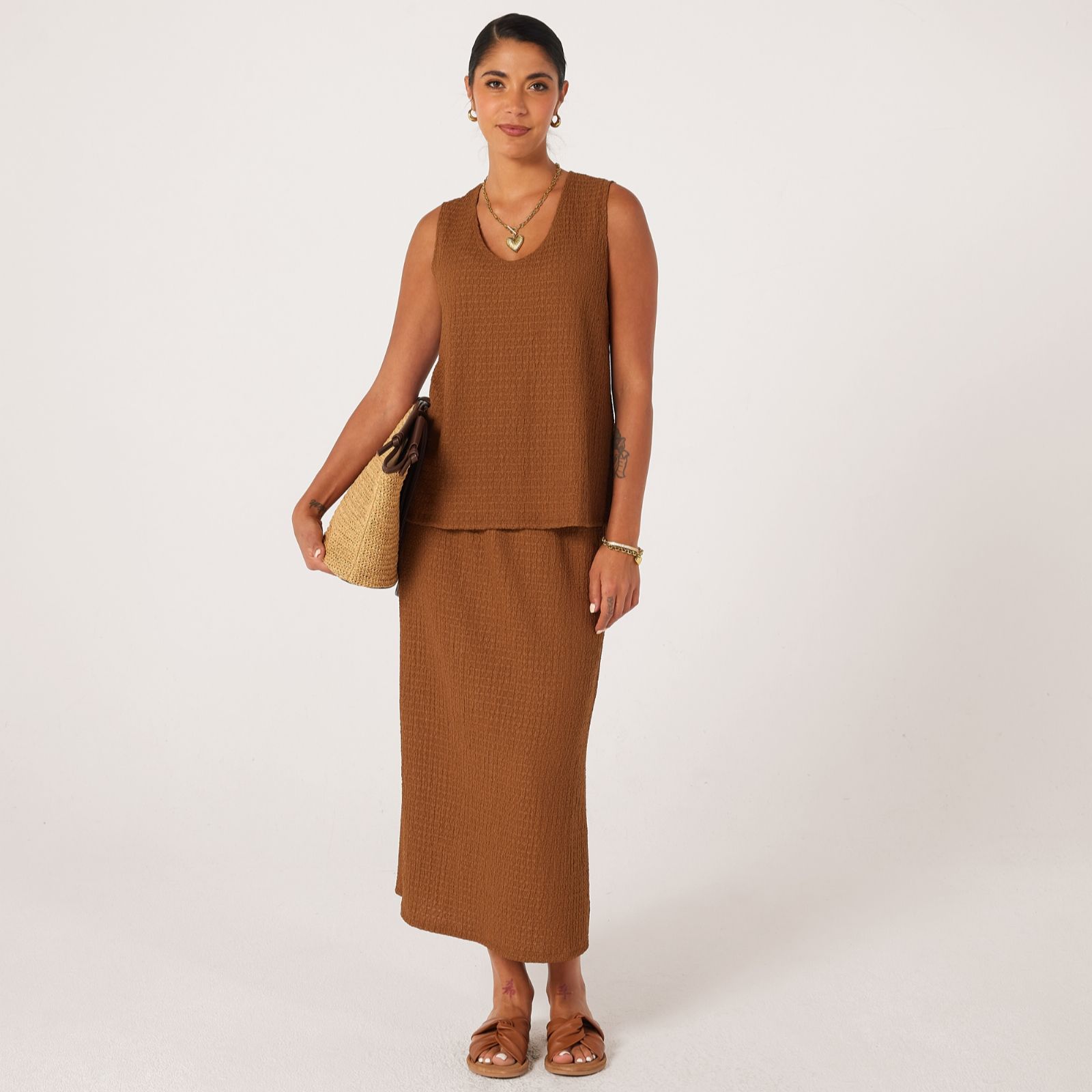 Kim & Co Mini Pop Sleeveless V-Neck Top