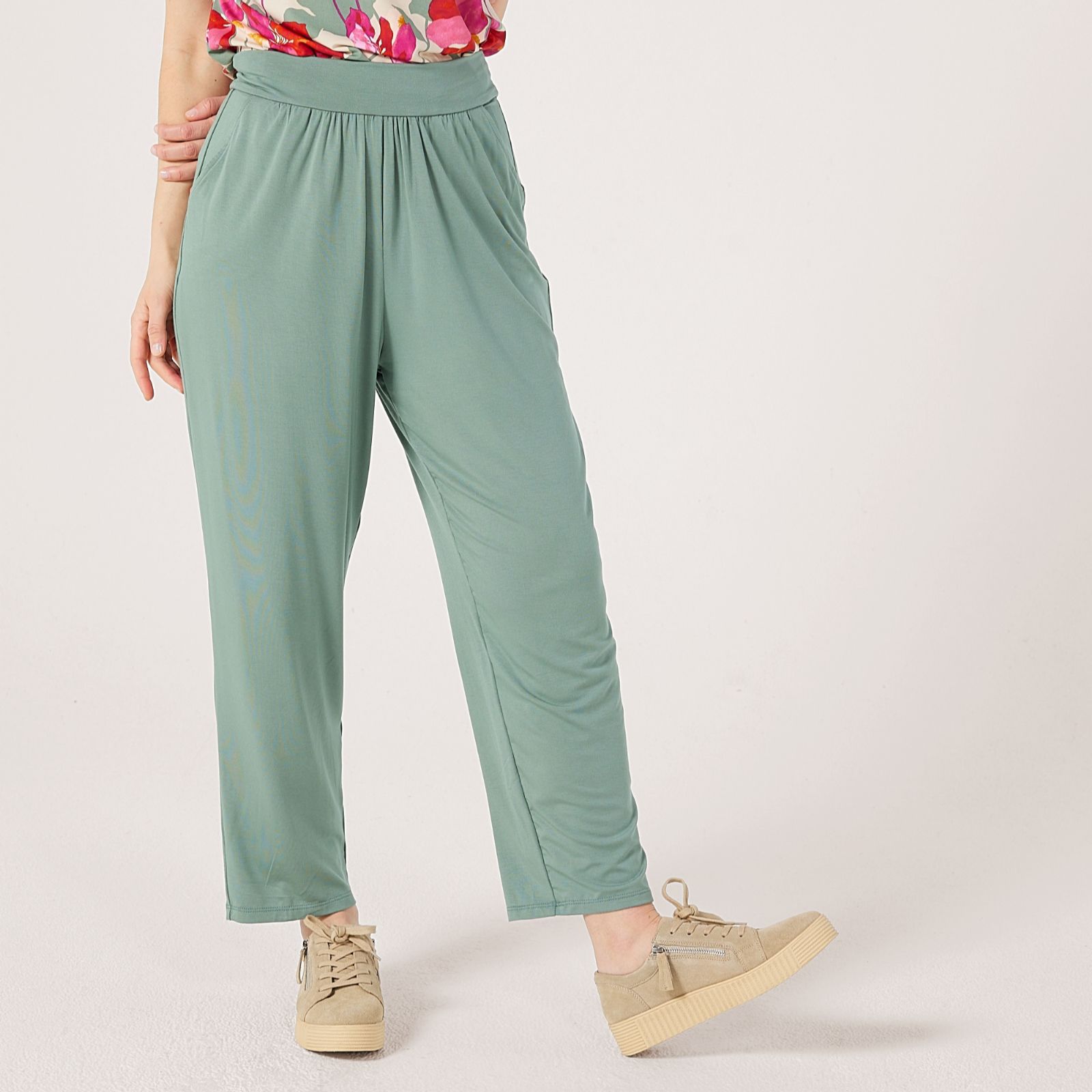 Kim & Co Viscose Rich Ankle Length Wellness Petite Trousers