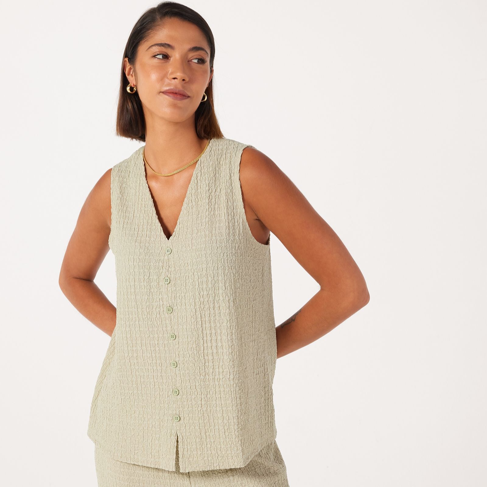 Kim & Co Mini Pop Knit Button Front Vest Top