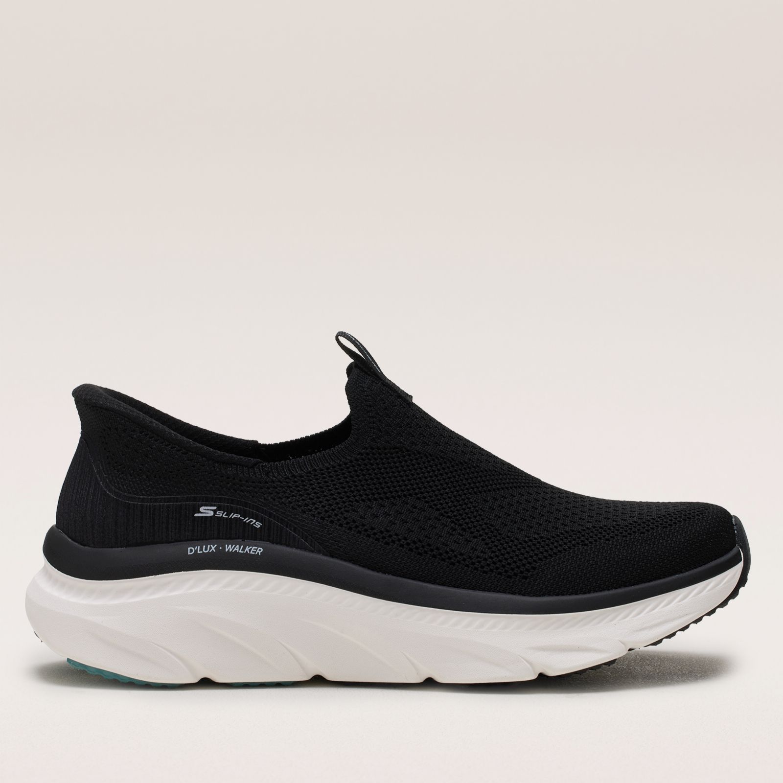 Skechers D'Lux Walker 3.0 Pure Flow Slip-Ins Trainers