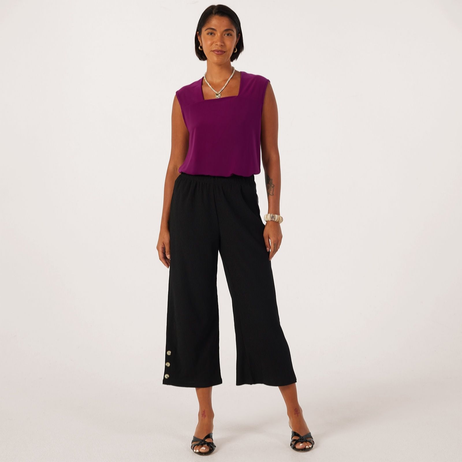 Kim & Co Stretch Crinkle Knit Cropped Petite Trousers Button Detail