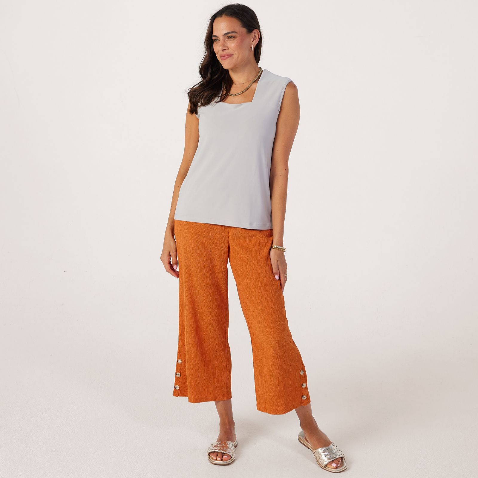 Kim & Co Stretch Crinkle Knit Cropped Petite Trousers Button Detail
