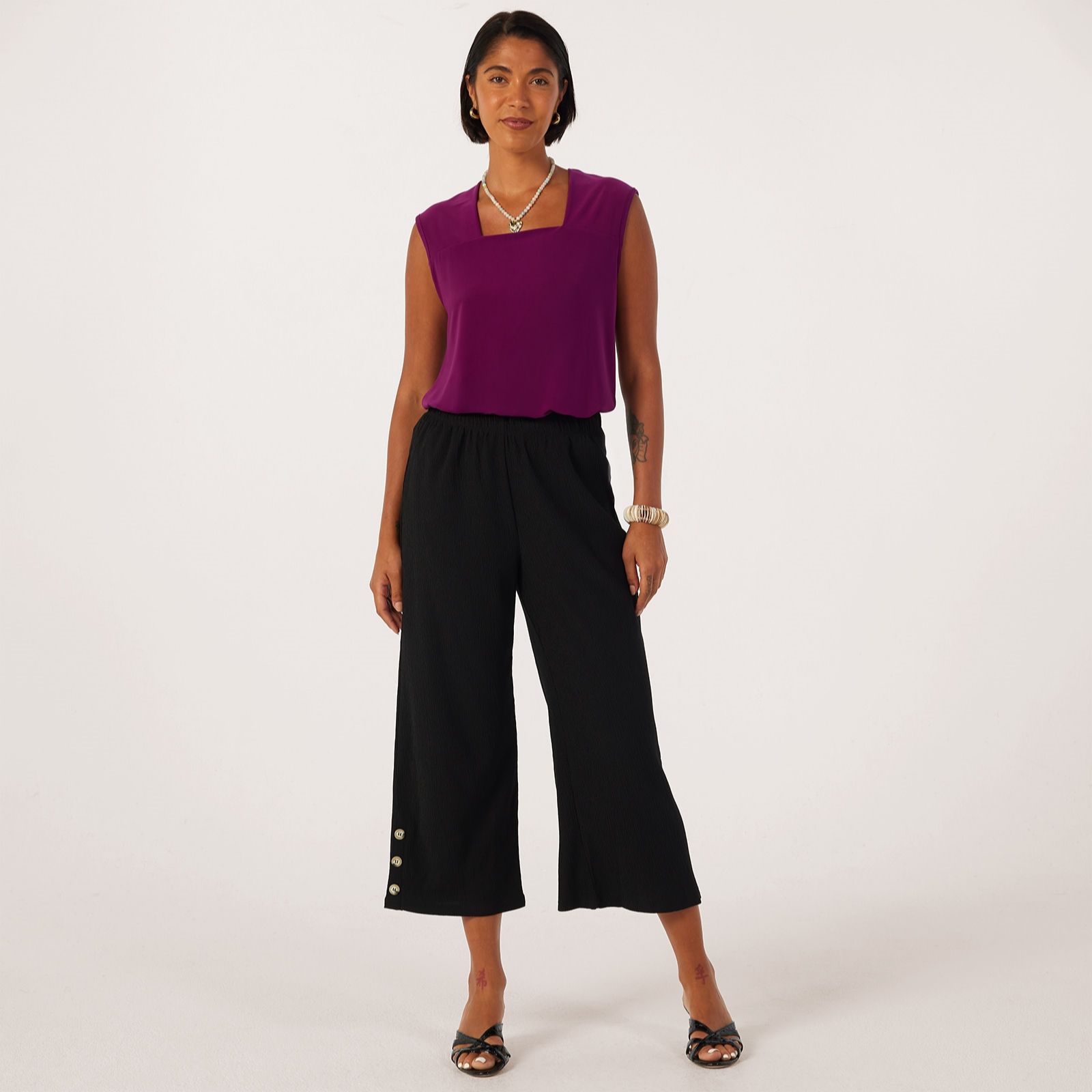 Kim & Co Stretch Crinkle Knit Cropped Petite Trousers Button Detail