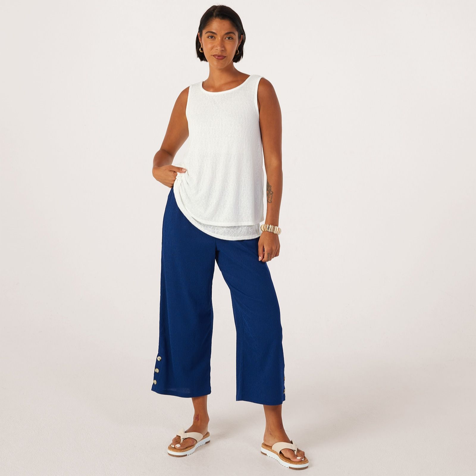 Kim & Co Stretch Crinkle Knit Cropped Petite Trousers Button Detail
