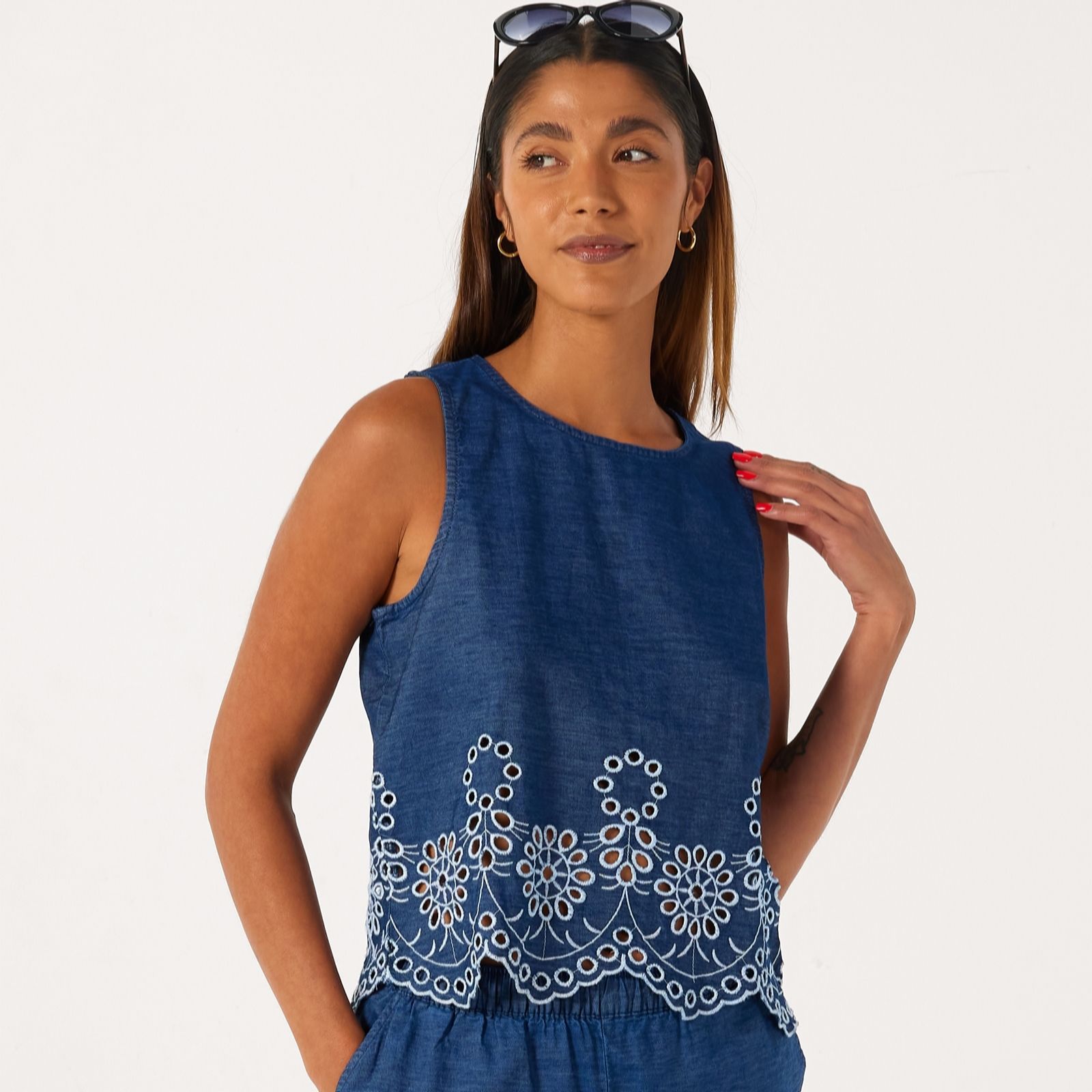 JDY Margot Embroidered Detail Top